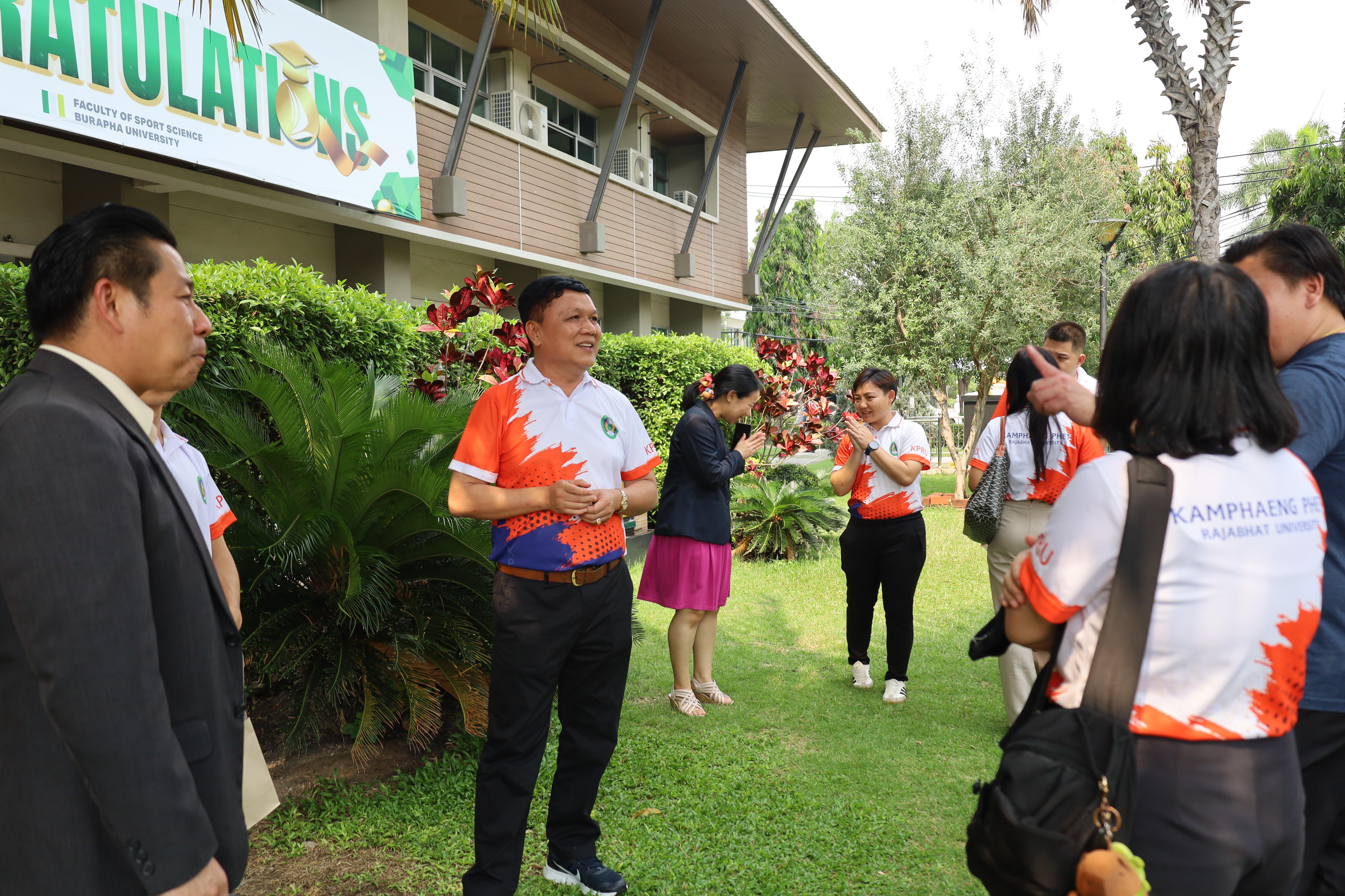 246. การศึกษาดูงานการจัดการคุณภาพและมาตรฐานการผลิตบัณฑิตระดับปริญญาตรี บัณฑิตศึกษา ณ มหาวิทยาลัยบูรพา