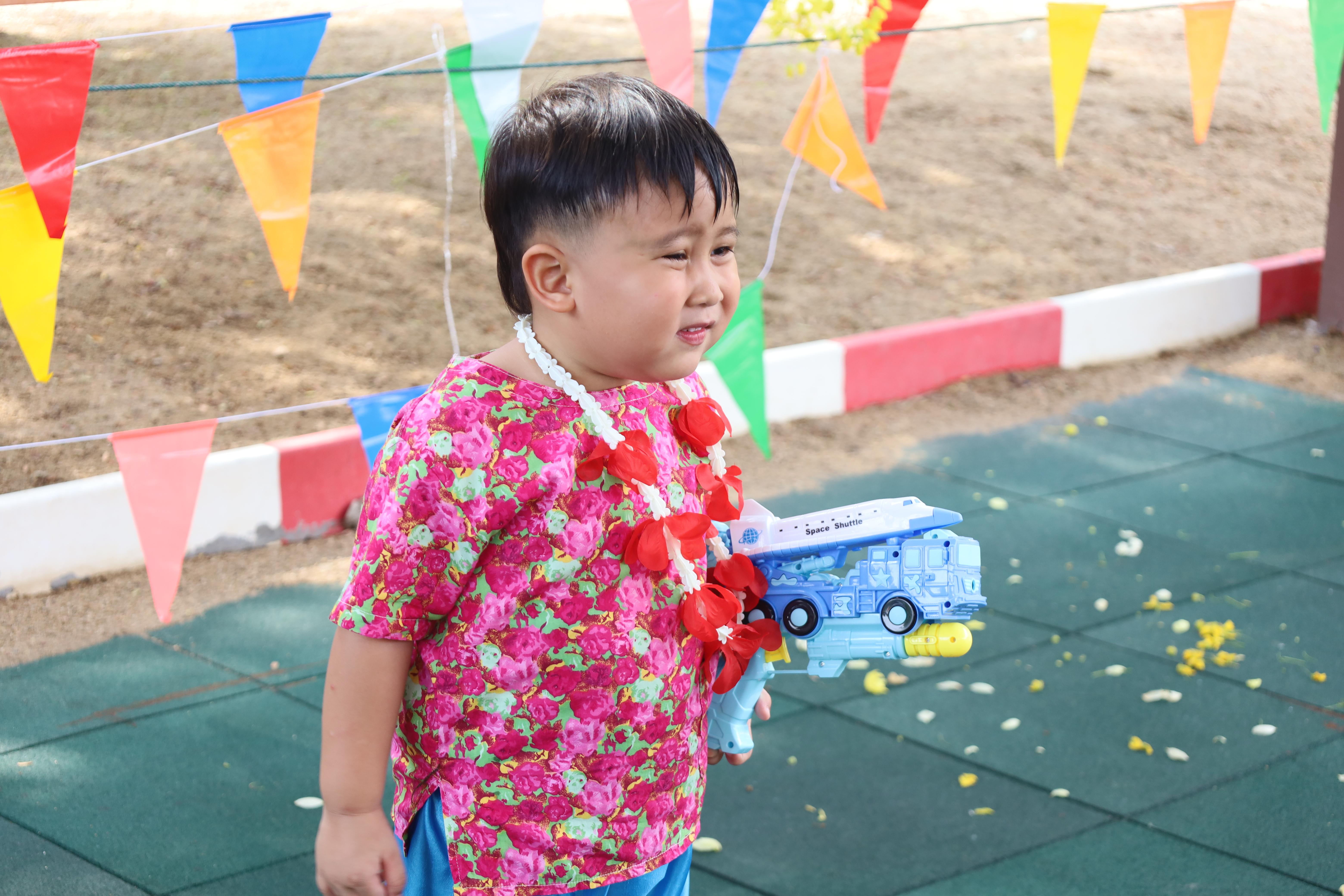 7. กิจกรรมวันสงกรานต์โรงเรียนอนุบาลราชภัฏกำแพงเพชร ปีการศึกษา 2567