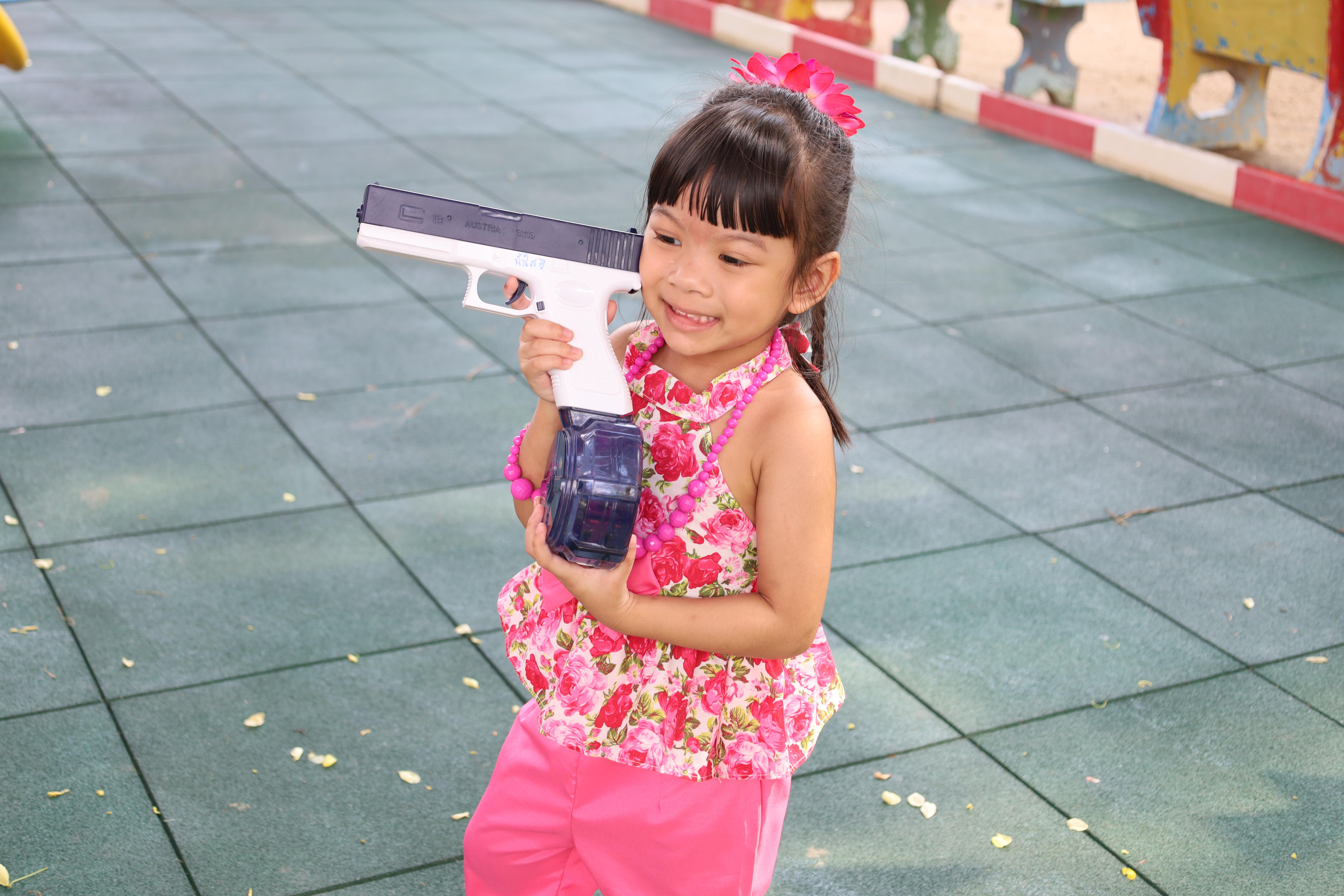 9. กิจกรรมวันสงกรานต์โรงเรียนอนุบาลราชภัฏกำแพงเพชร ปีการศึกษา 2567