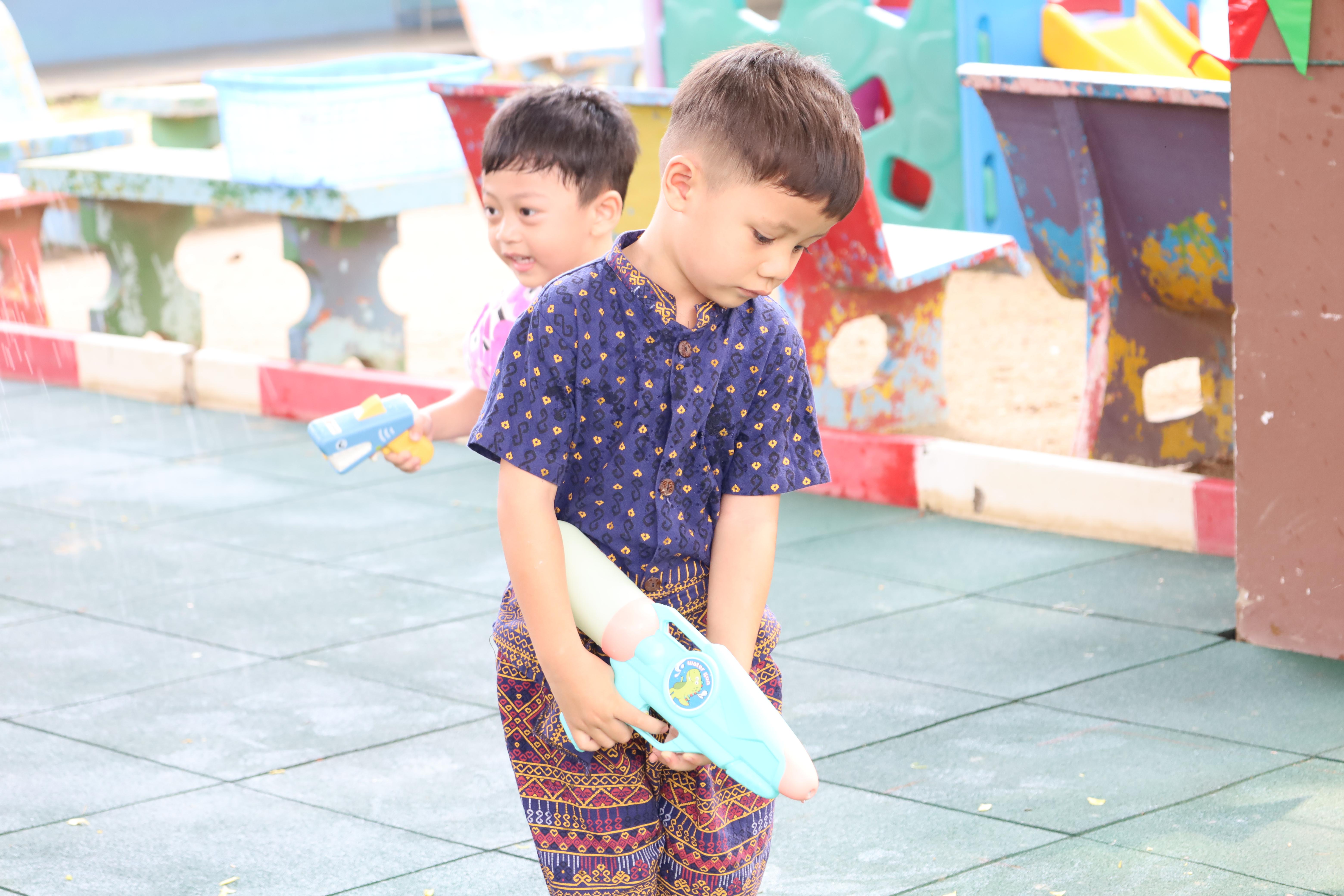34. กิจกรรมวันสงกรานต์โรงเรียนอนุบาลราชภัฏกำแพงเพชร ปีการศึกษา 2567