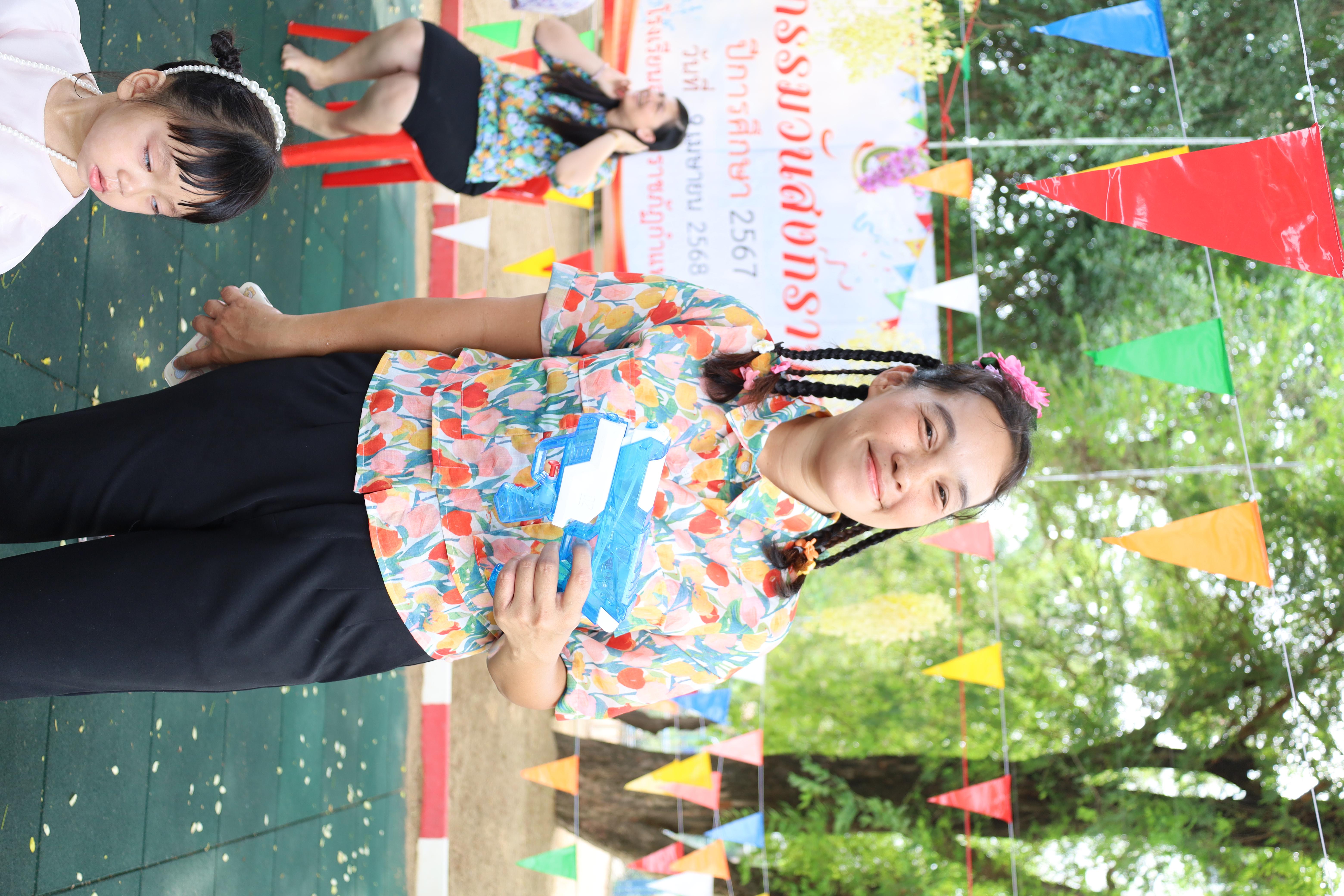 73. กิจกรรมวันสงกรานต์โรงเรียนอนุบาลราชภัฏกำแพงเพชร ปีการศึกษา 2567