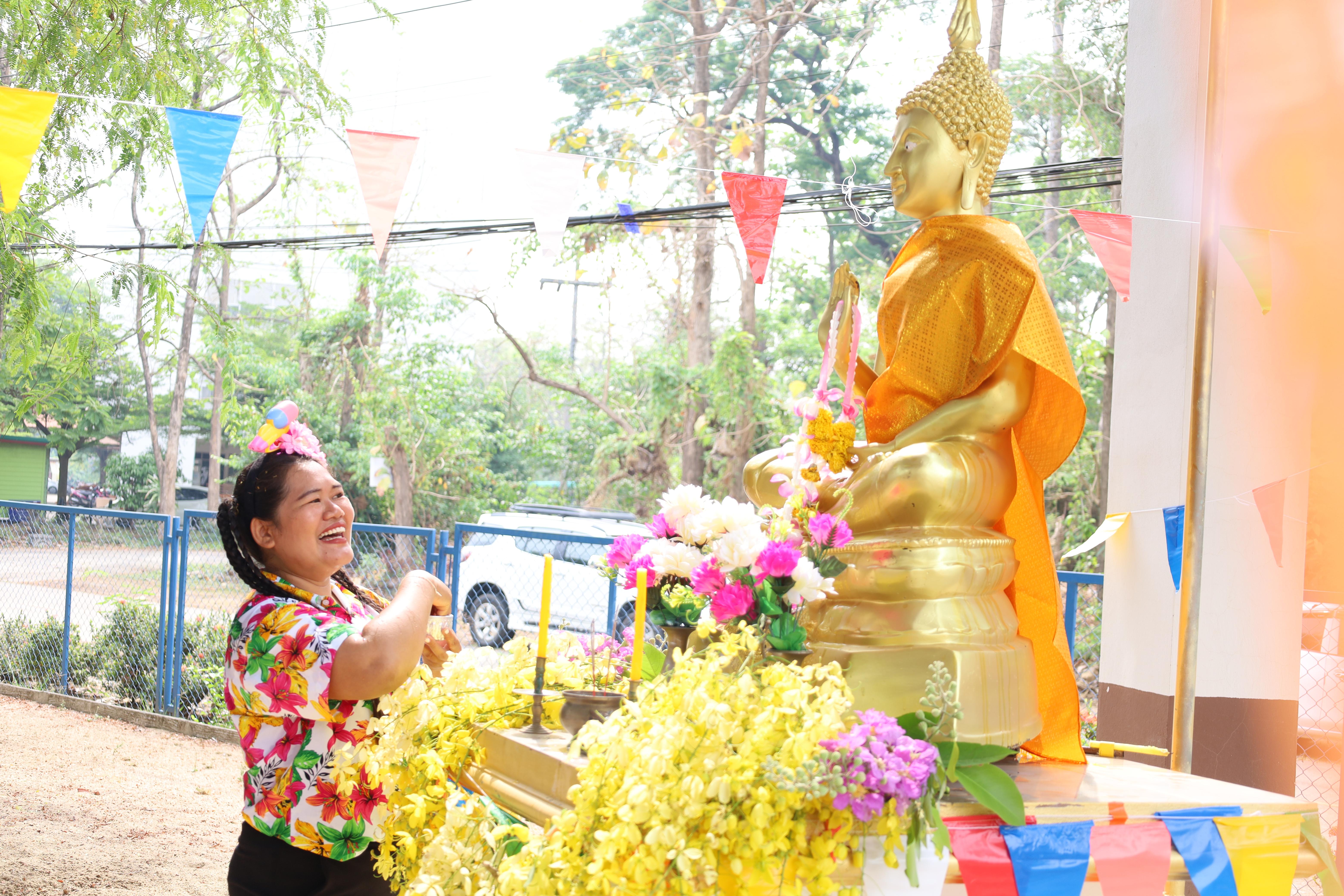 134. กิจกรรมวันสงกรานต์โรงเรียนอนุบาลราชภัฏกำแพงเพชร ปีการศึกษา 2567