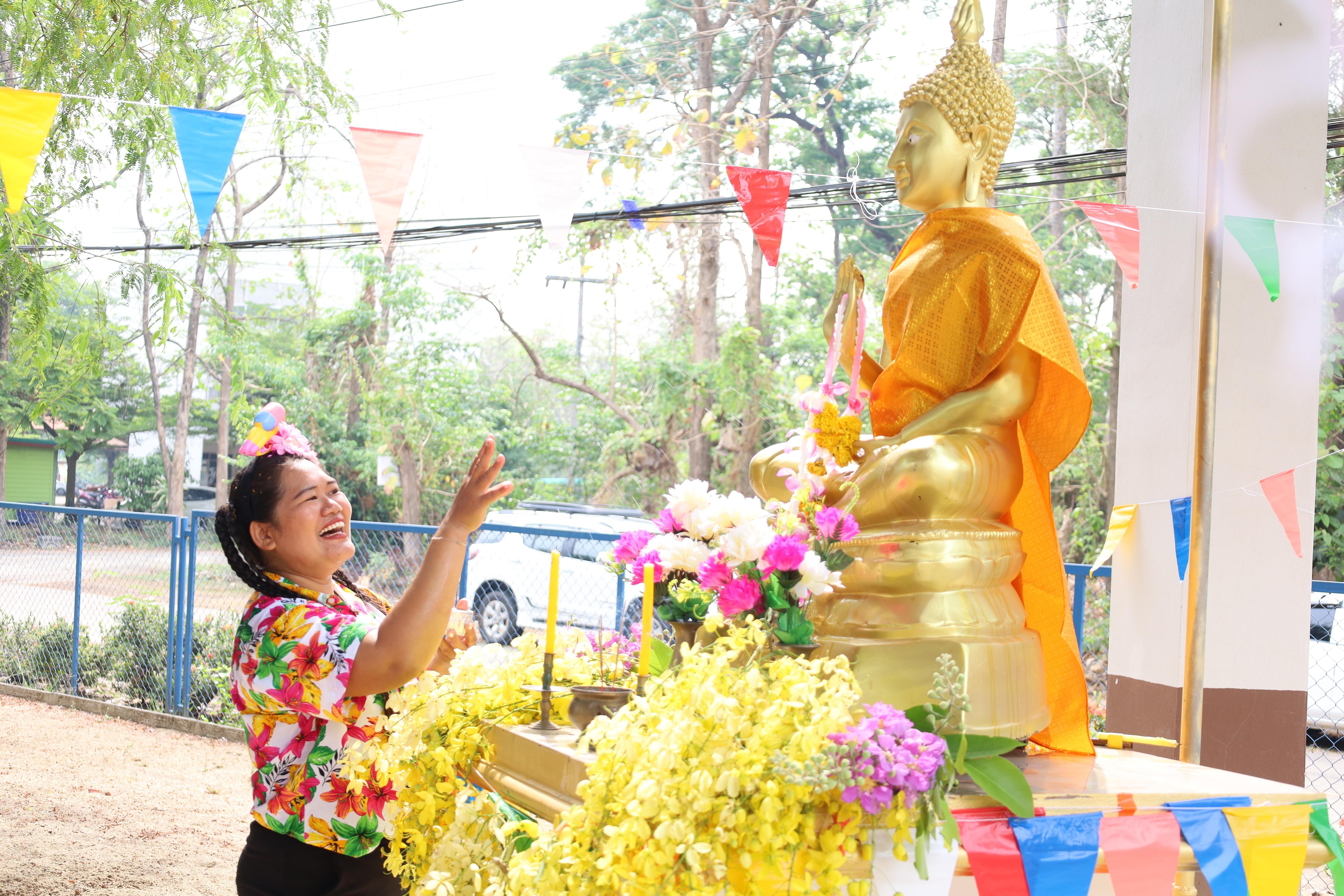 135. กิจกรรมวันสงกรานต์โรงเรียนอนุบาลราชภัฏกำแพงเพชร ปีการศึกษา 2567