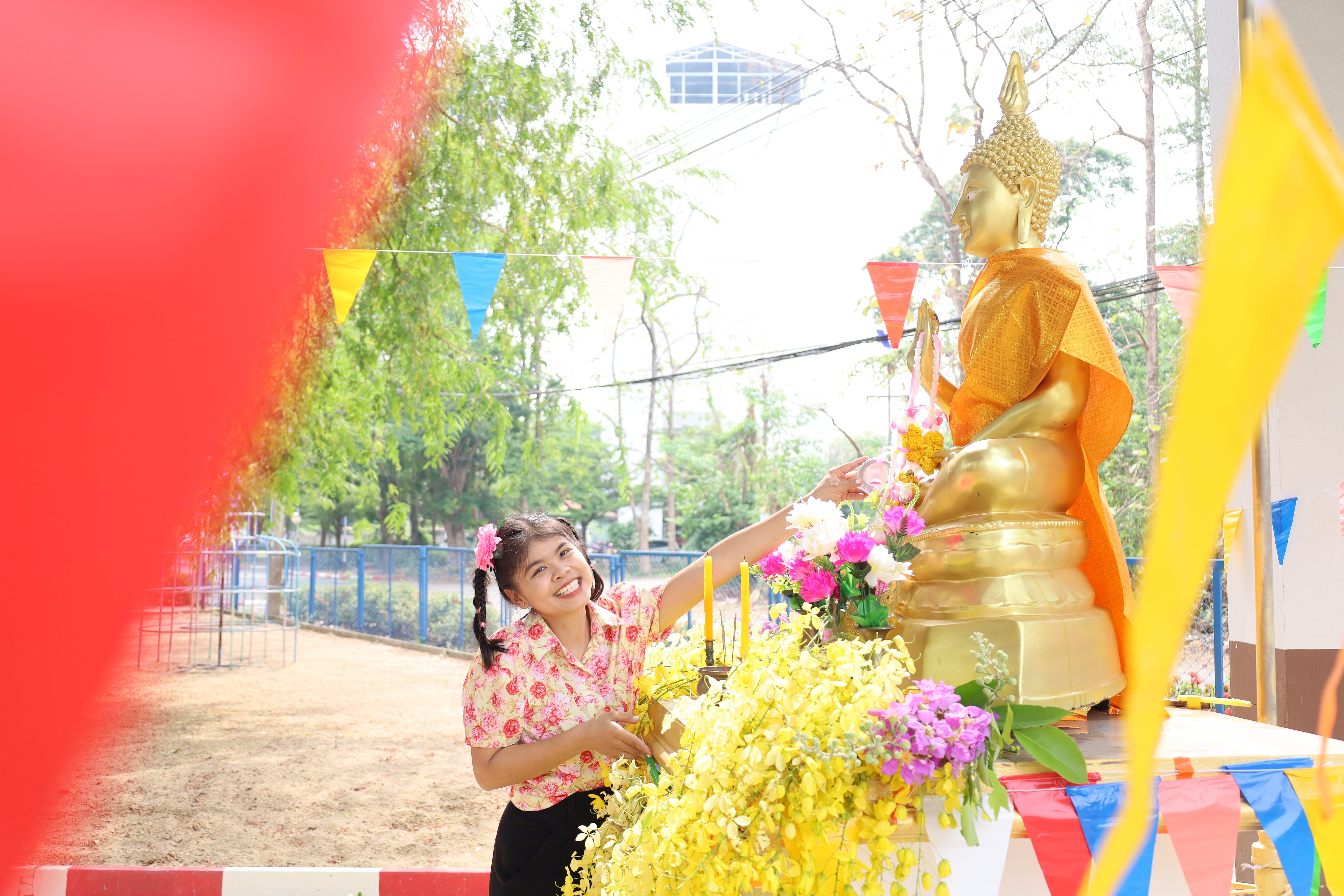 160. กิจกรรมวันสงกรานต์โรงเรียนอนุบาลราชภัฏกำแพงเพชร ปีการศึกษา 2567