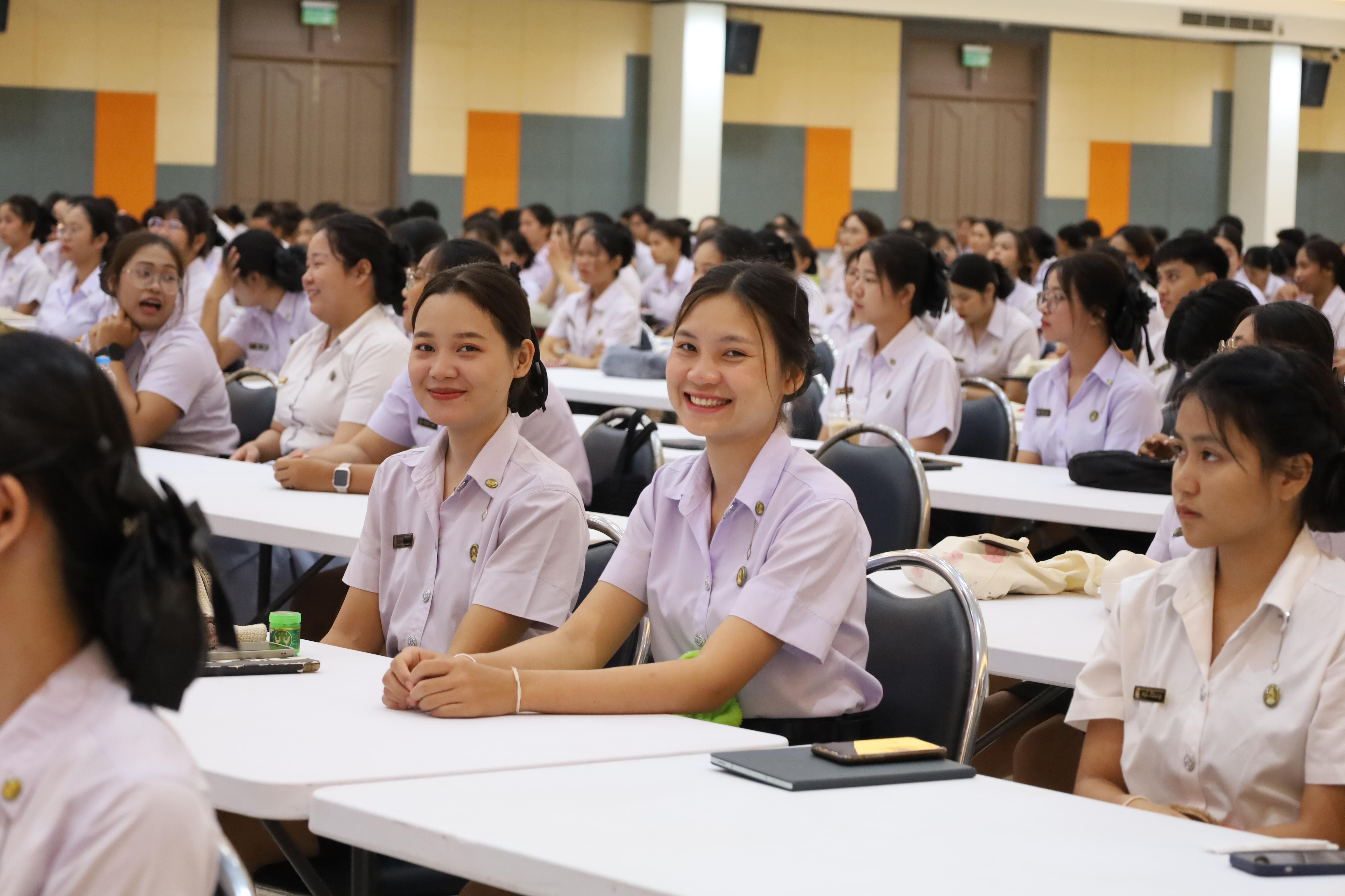 16. ปฐมนิเทศนักศึกษาก่อนออกฝึกประสบการณ์วิชาชีพครู ประจำปีการศึกษา 2567