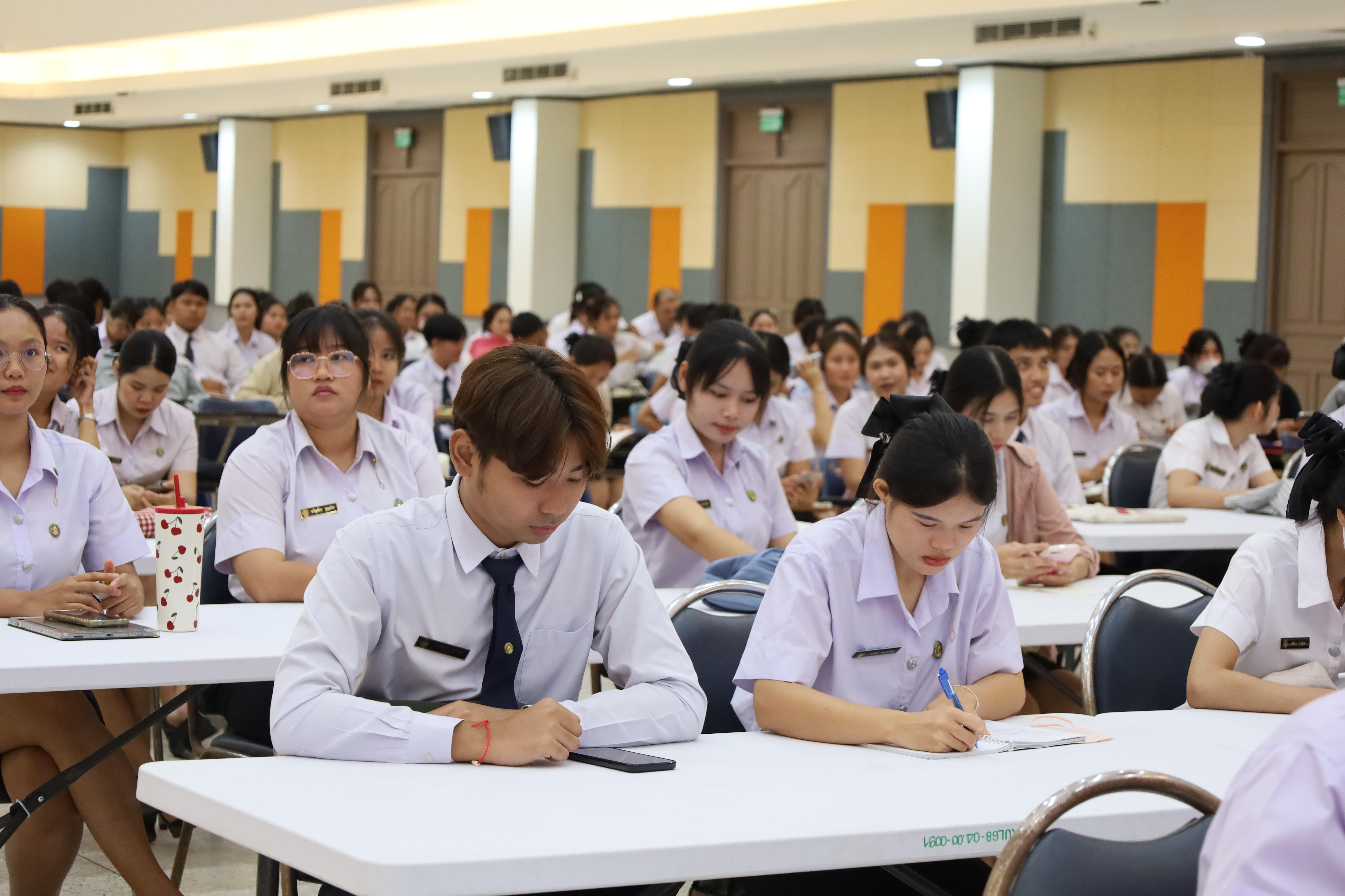 36. ปฐมนิเทศนักศึกษาก่อนออกฝึกประสบการณ์วิชาชีพครู ประจำปีการศึกษา 2567