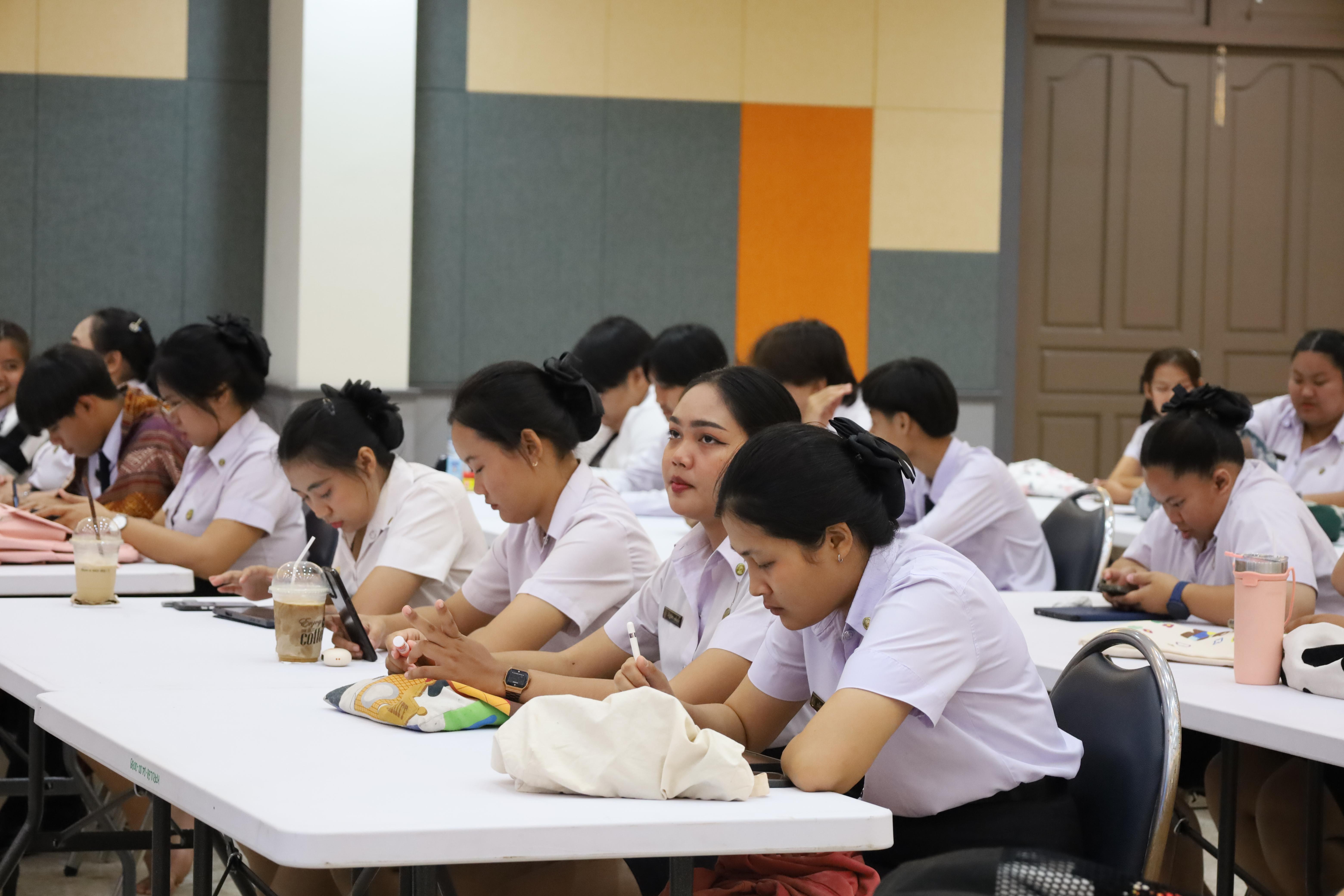 41. ปฐมนิเทศนักศึกษาก่อนออกฝึกประสบการณ์วิชาชีพครู ประจำปีการศึกษา 2567