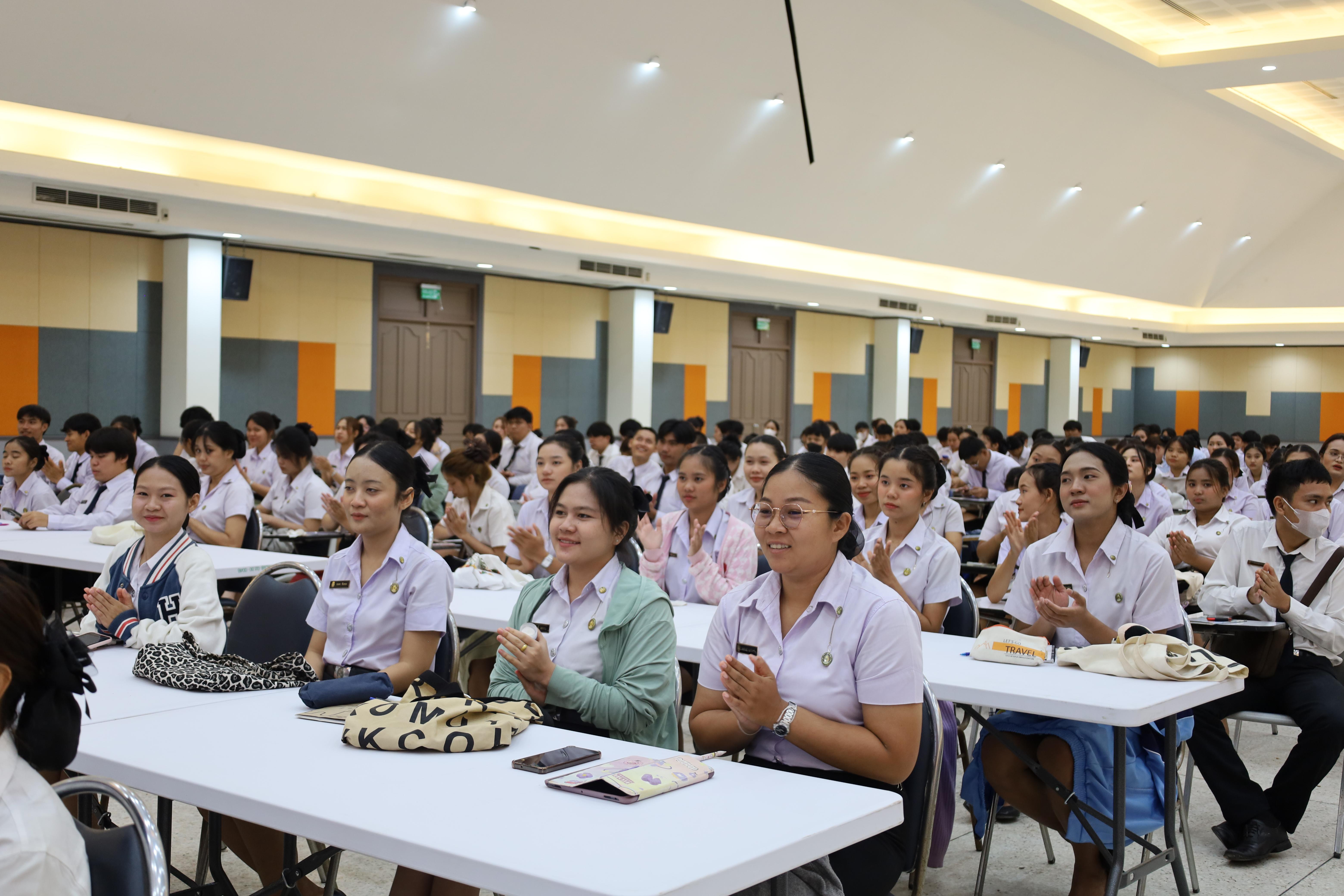 42. ปฐมนิเทศนักศึกษาก่อนออกฝึกประสบการณ์วิชาชีพครู ประจำปีการศึกษา 2567