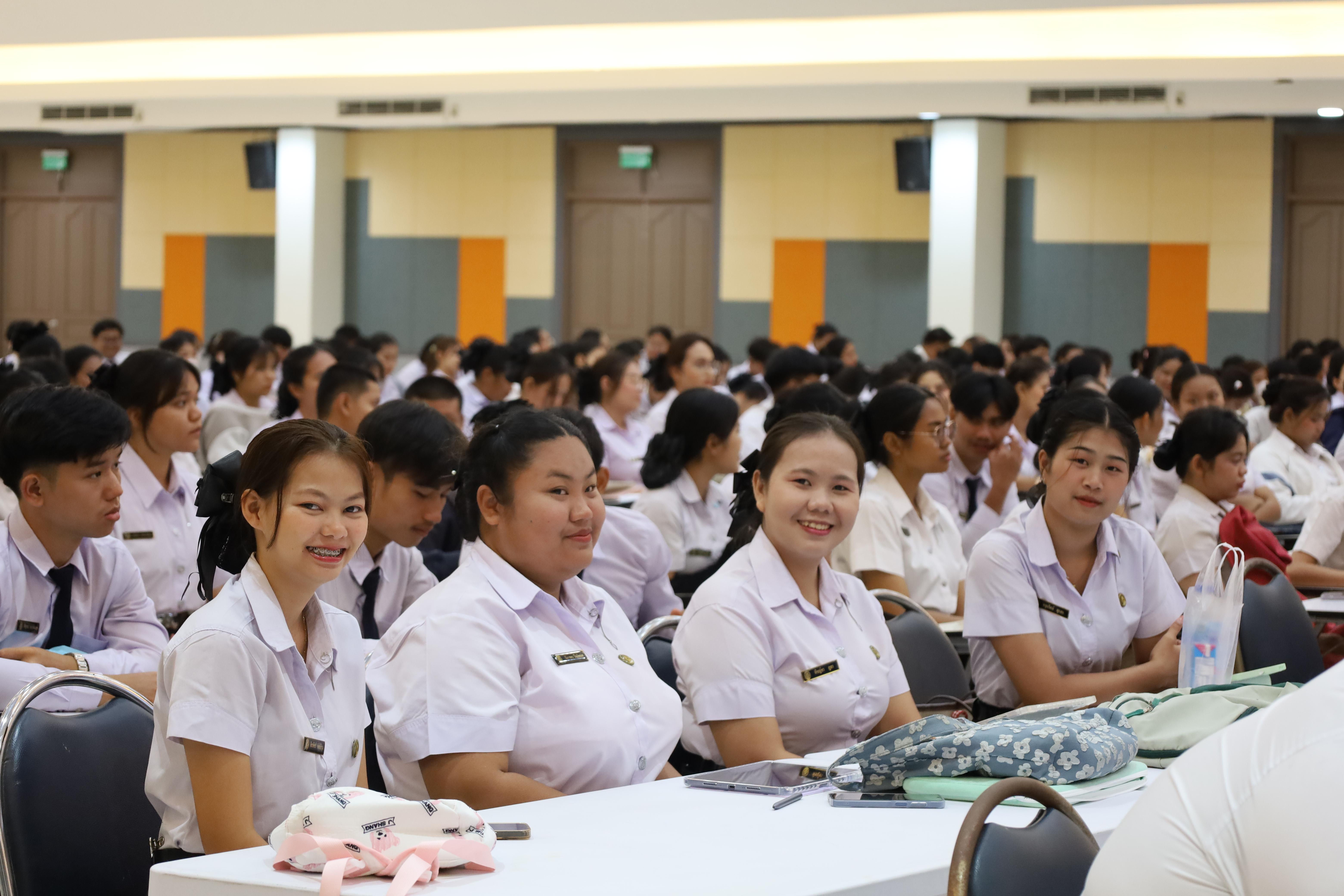 54. ปฐมนิเทศนักศึกษาก่อนออกฝึกประสบการณ์วิชาชีพครู ประจำปีการศึกษา 2567