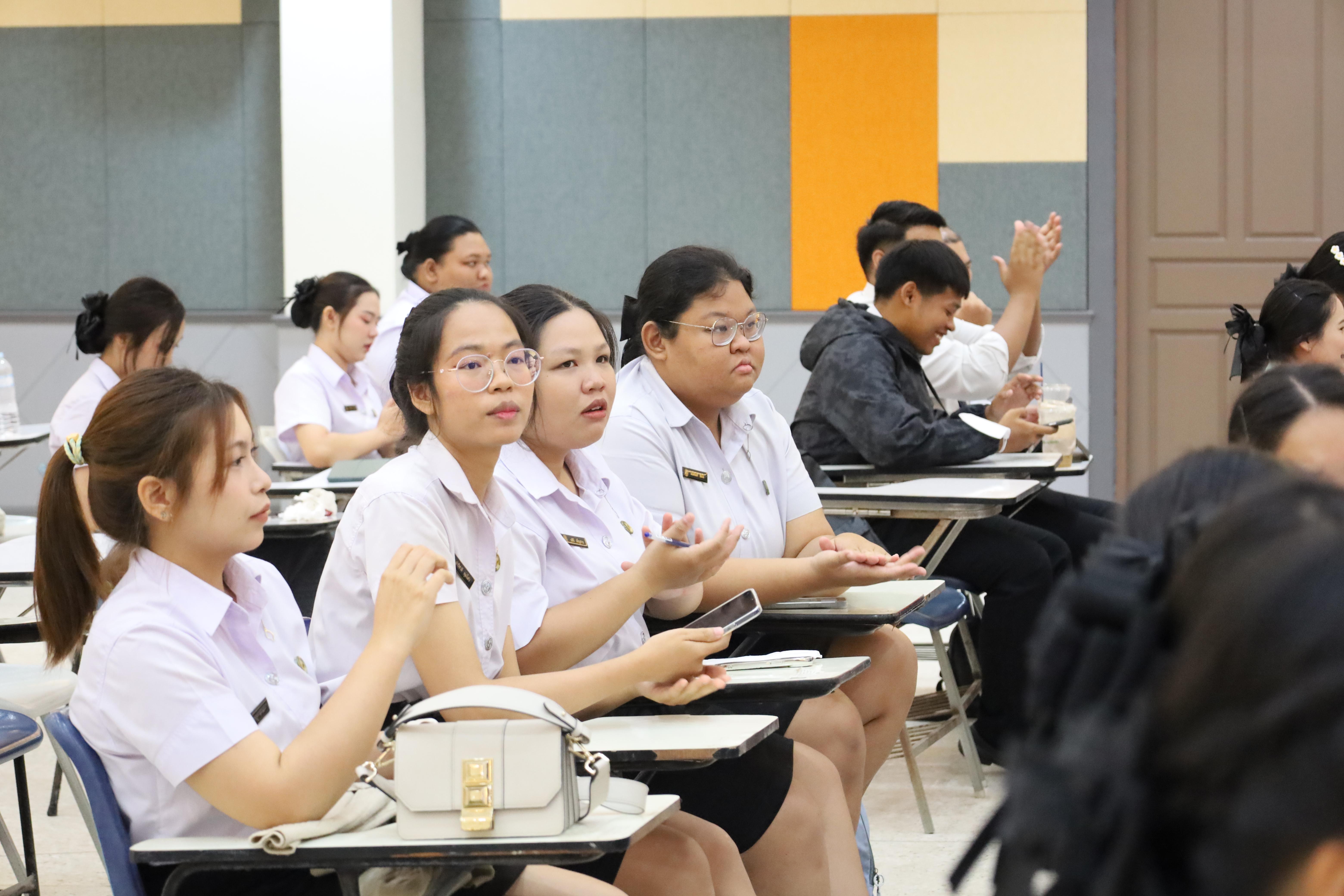 60. ปฐมนิเทศนักศึกษาก่อนออกฝึกประสบการณ์วิชาชีพครู ประจำปีการศึกษา 2567