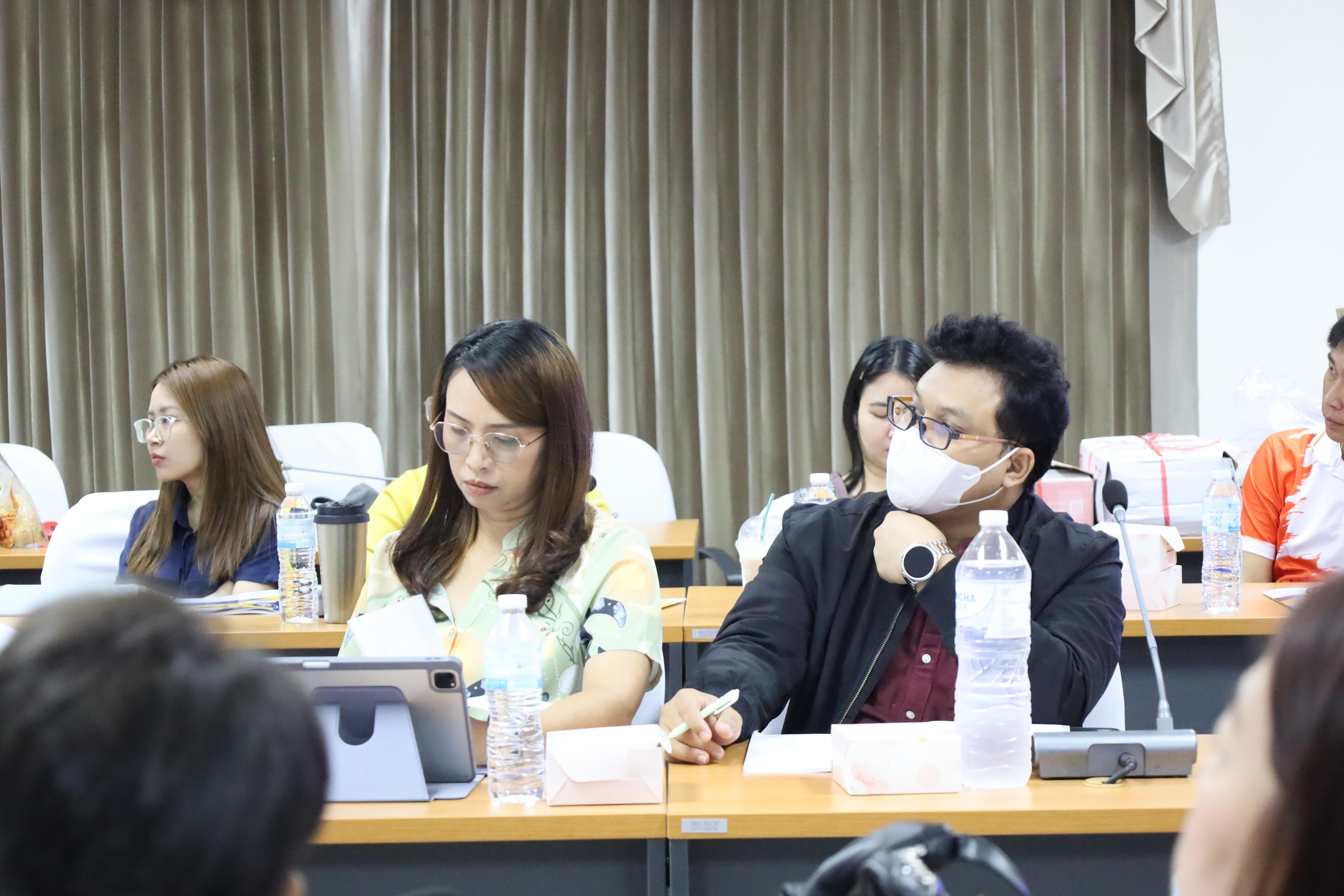 76. โครงการเตรียมความพร้อมสู่ตำแหน่งทางวิชาการ
