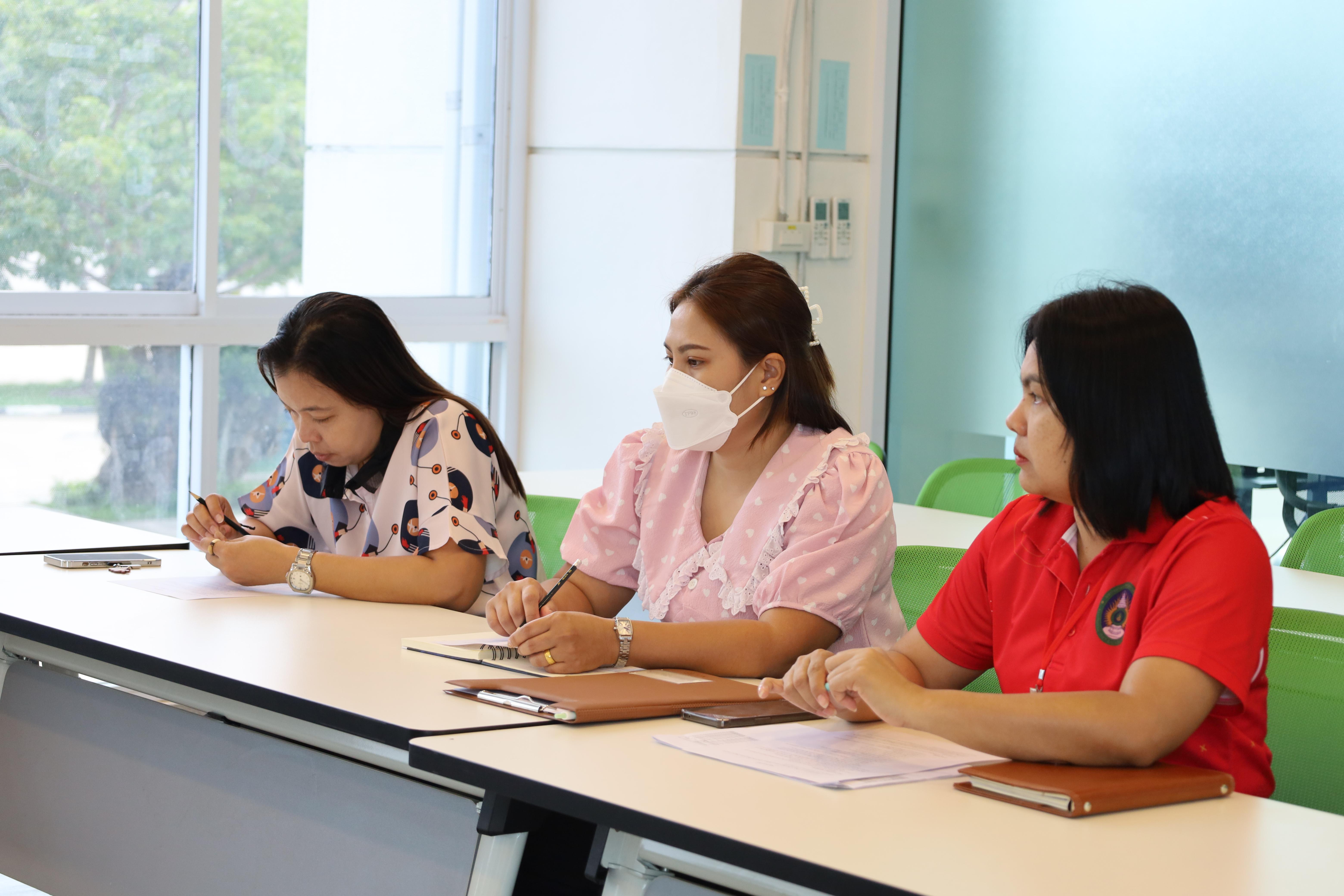 5. ประชุมการเปิดตรวจโครงการพัฒนานวัตกรรมการศึกษาเพื่อพัฒนาท้องถิ่นฯ