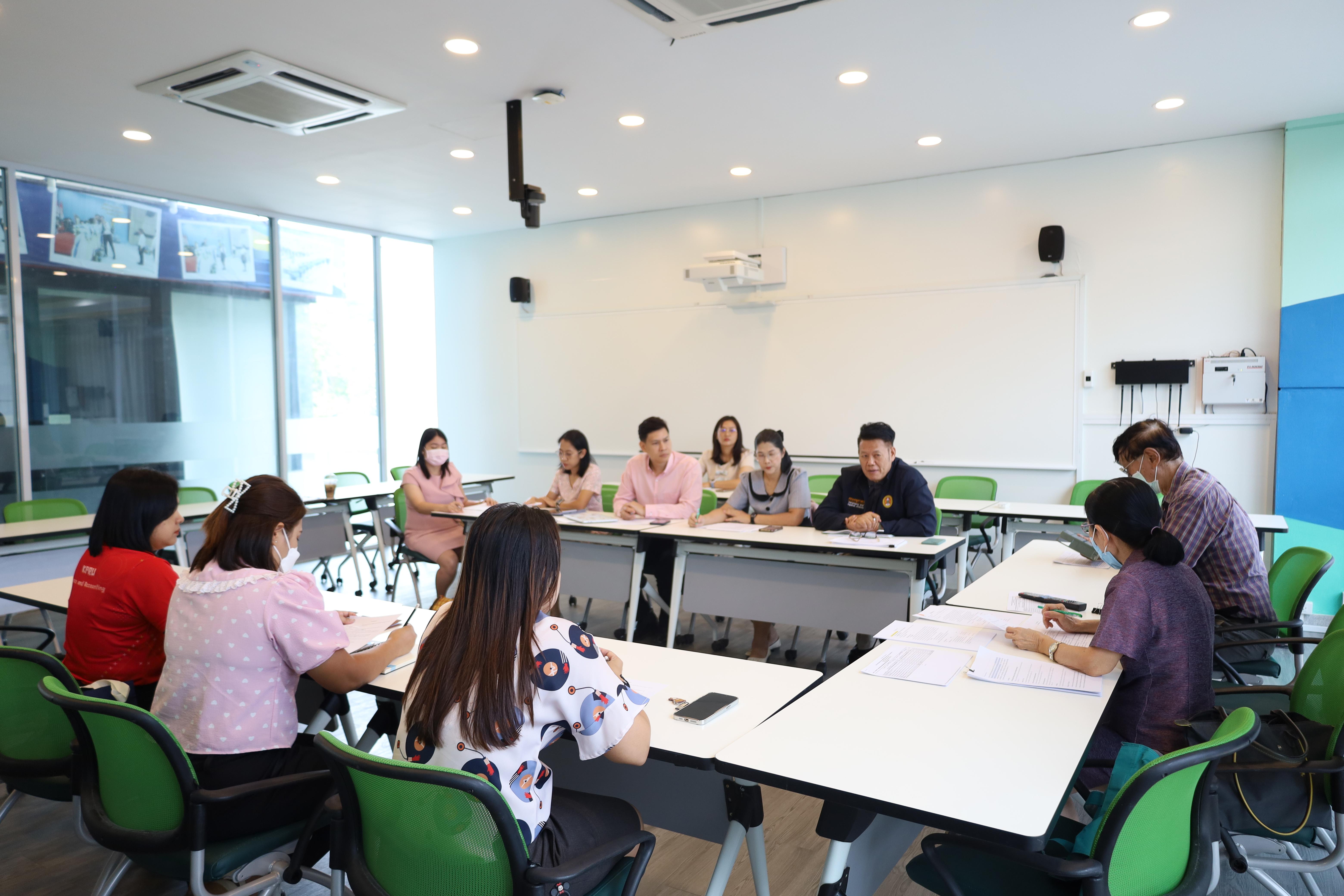 7. ประชุมการเปิดตรวจโครงการพัฒนานวัตกรรมการศึกษาเพื่อพัฒนาท้องถิ่นฯ