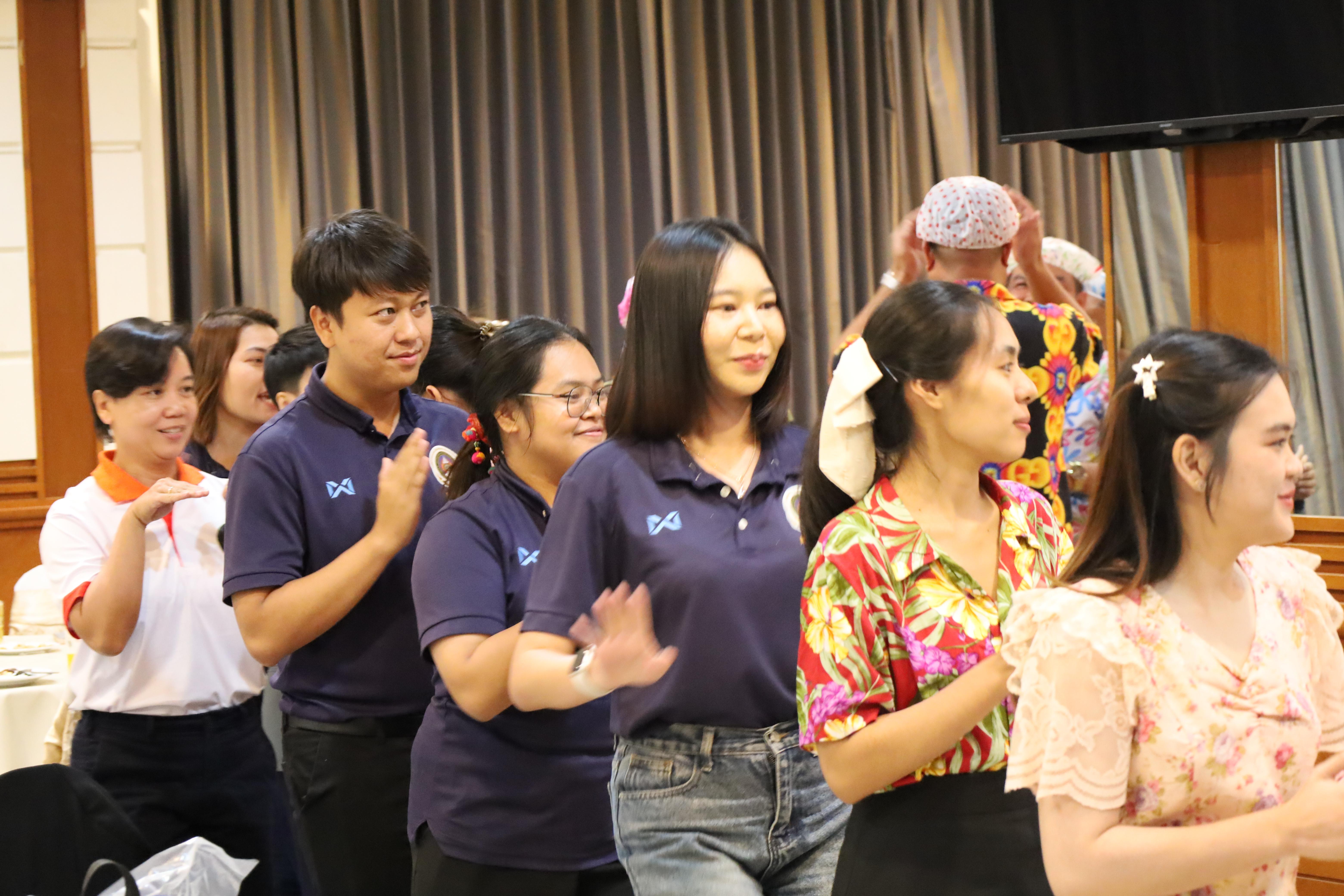 26. กิจกรรมไหว้ครู สู่ขวัญน้อง การบริหารการศึกษา ประจำปีการศึกษา 2568