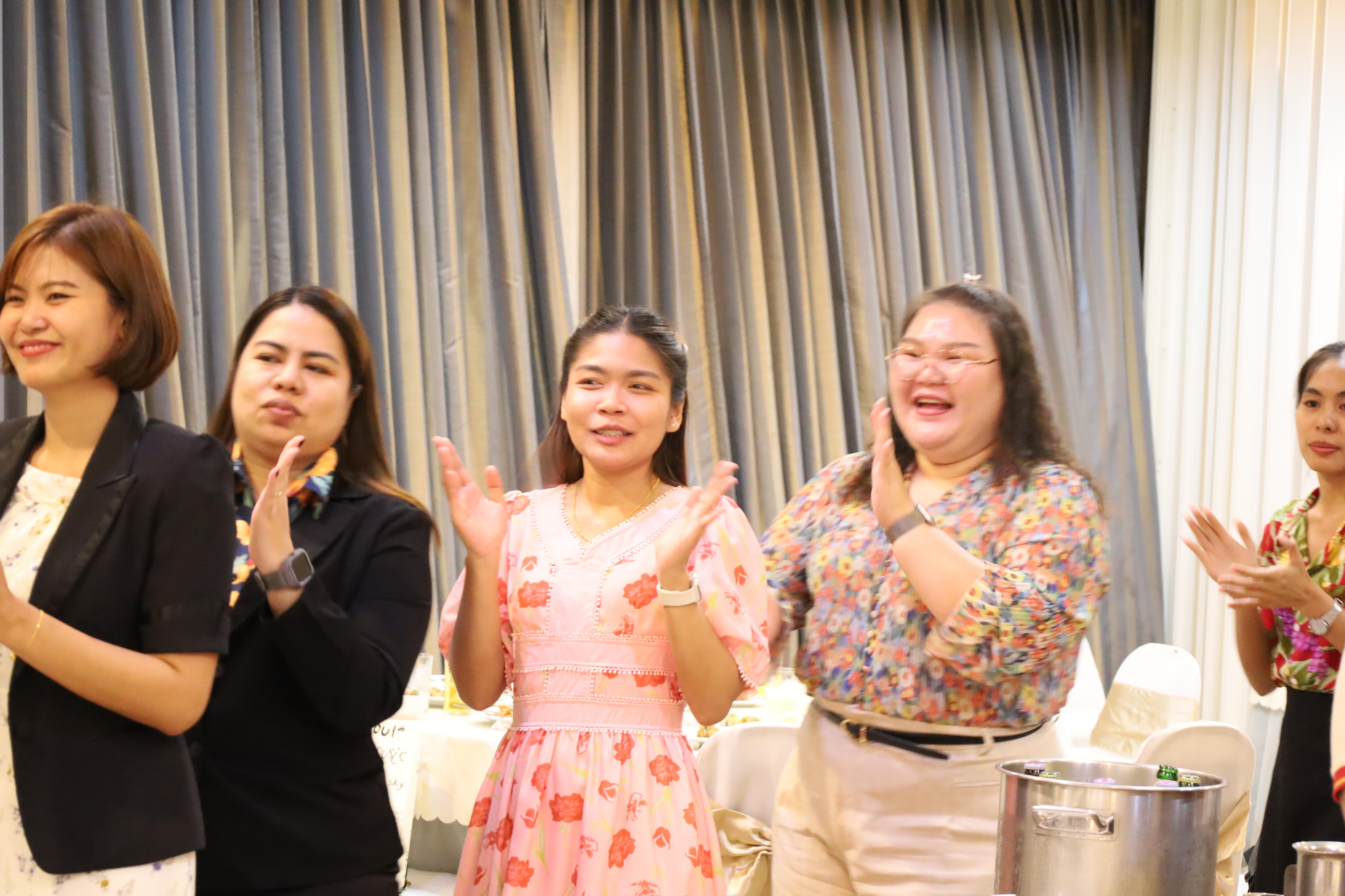89. กิจกรรมไหว้ครู สู่ขวัญน้อง การบริหารการศึกษา ประจำปีการศึกษา 2568