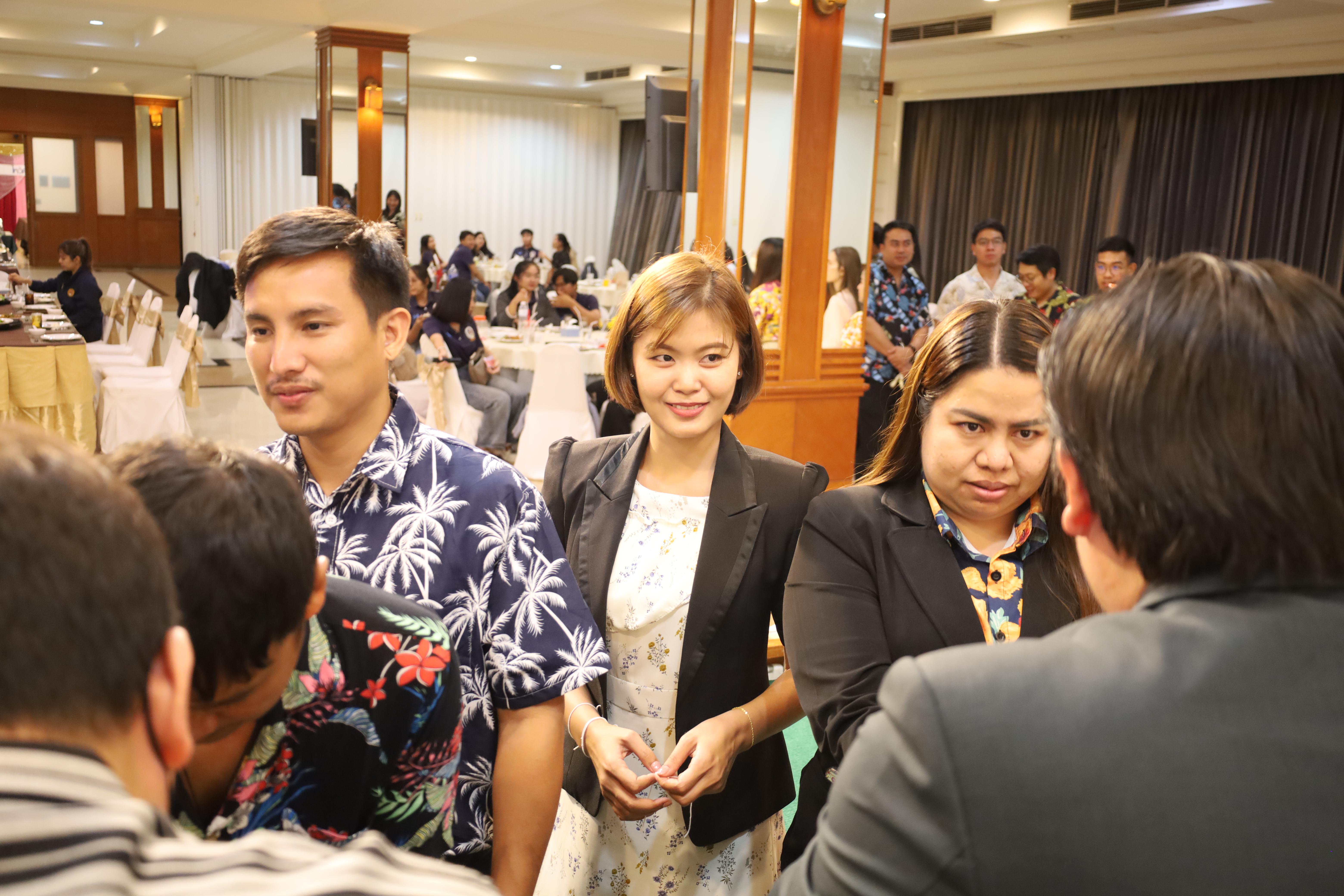 146. กิจกรรมไหว้ครู สู่ขวัญน้อง การบริหารการศึกษา ประจำปีการศึกษา 2568