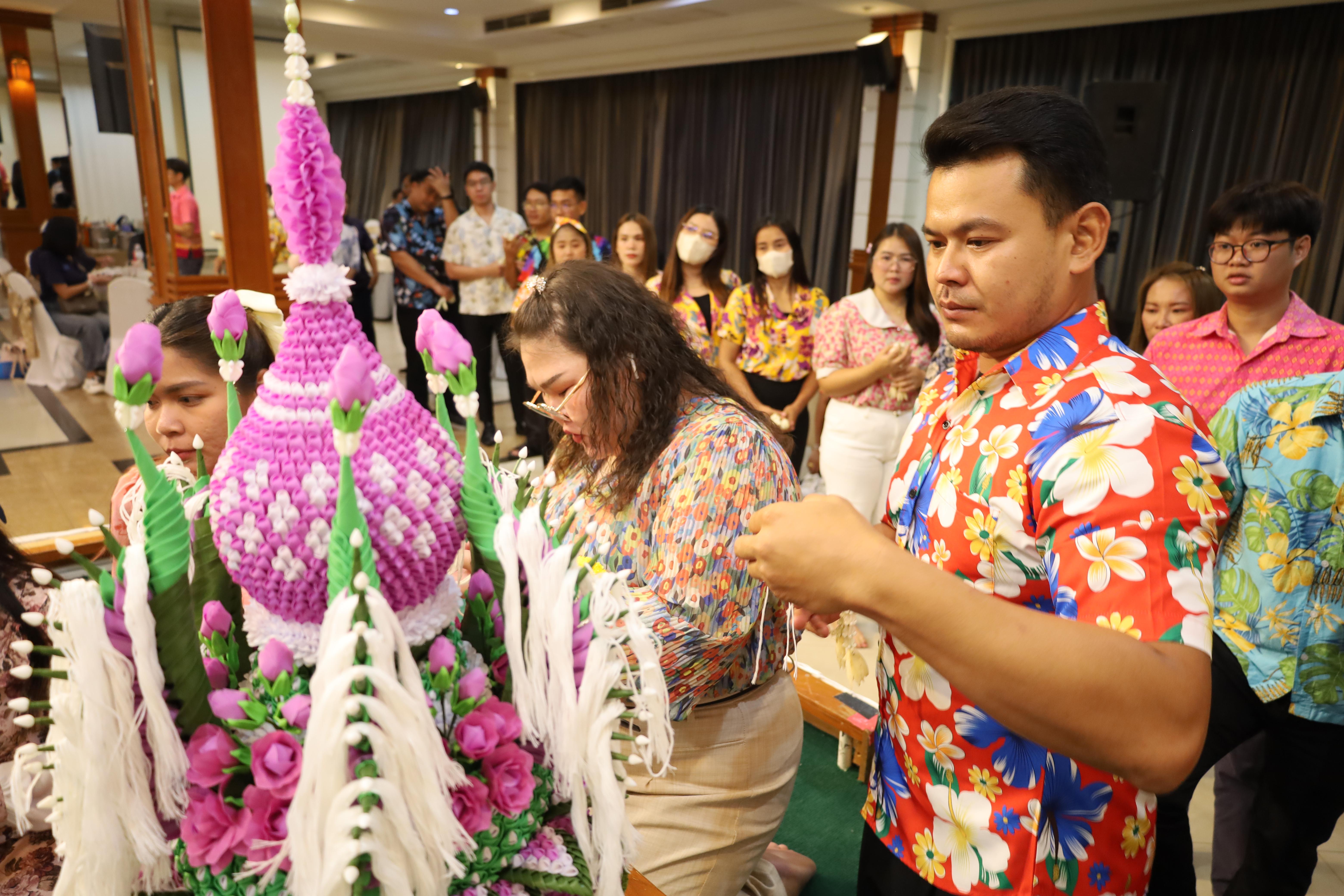 148. กิจกรรมไหว้ครู สู่ขวัญน้อง การบริหารการศึกษา ประจำปีการศึกษา 2568