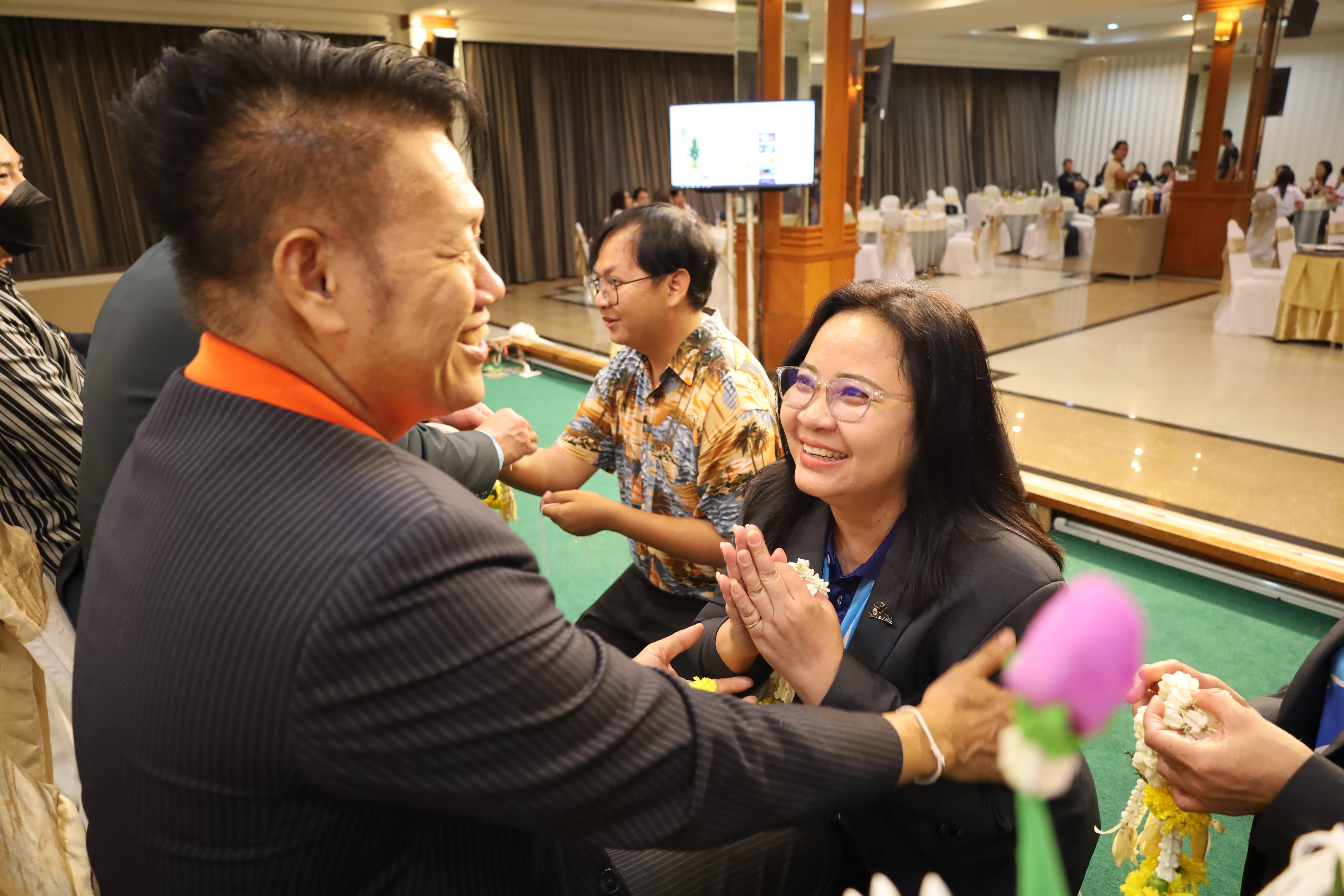 184. กิจกรรมไหว้ครู สู่ขวัญน้อง การบริหารการศึกษา ประจำปีการศึกษา 2568