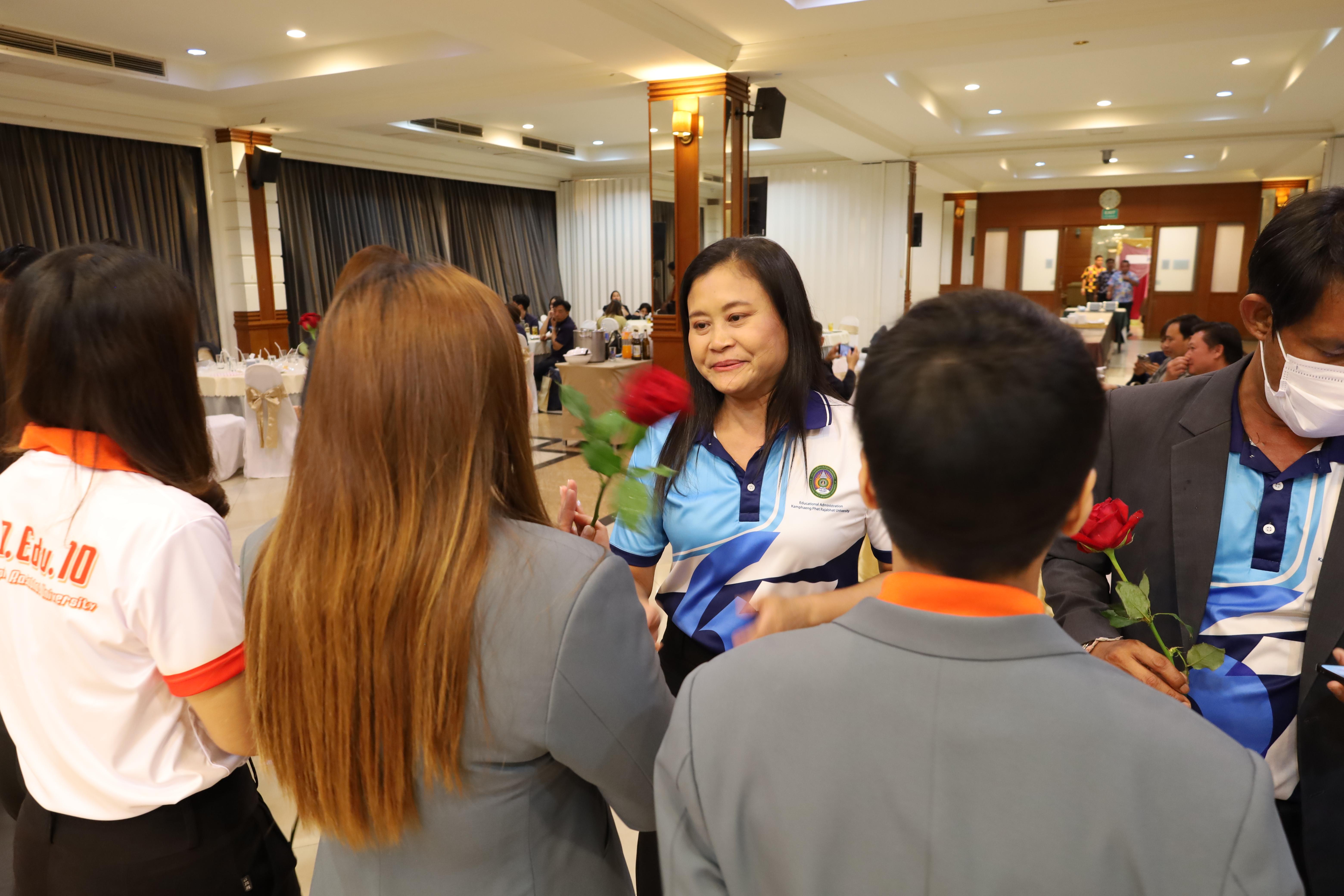 288. กิจกรรมไหว้ครู สู่ขวัญน้อง การบริหารการศึกษา ประจำปีการศึกษา 2568