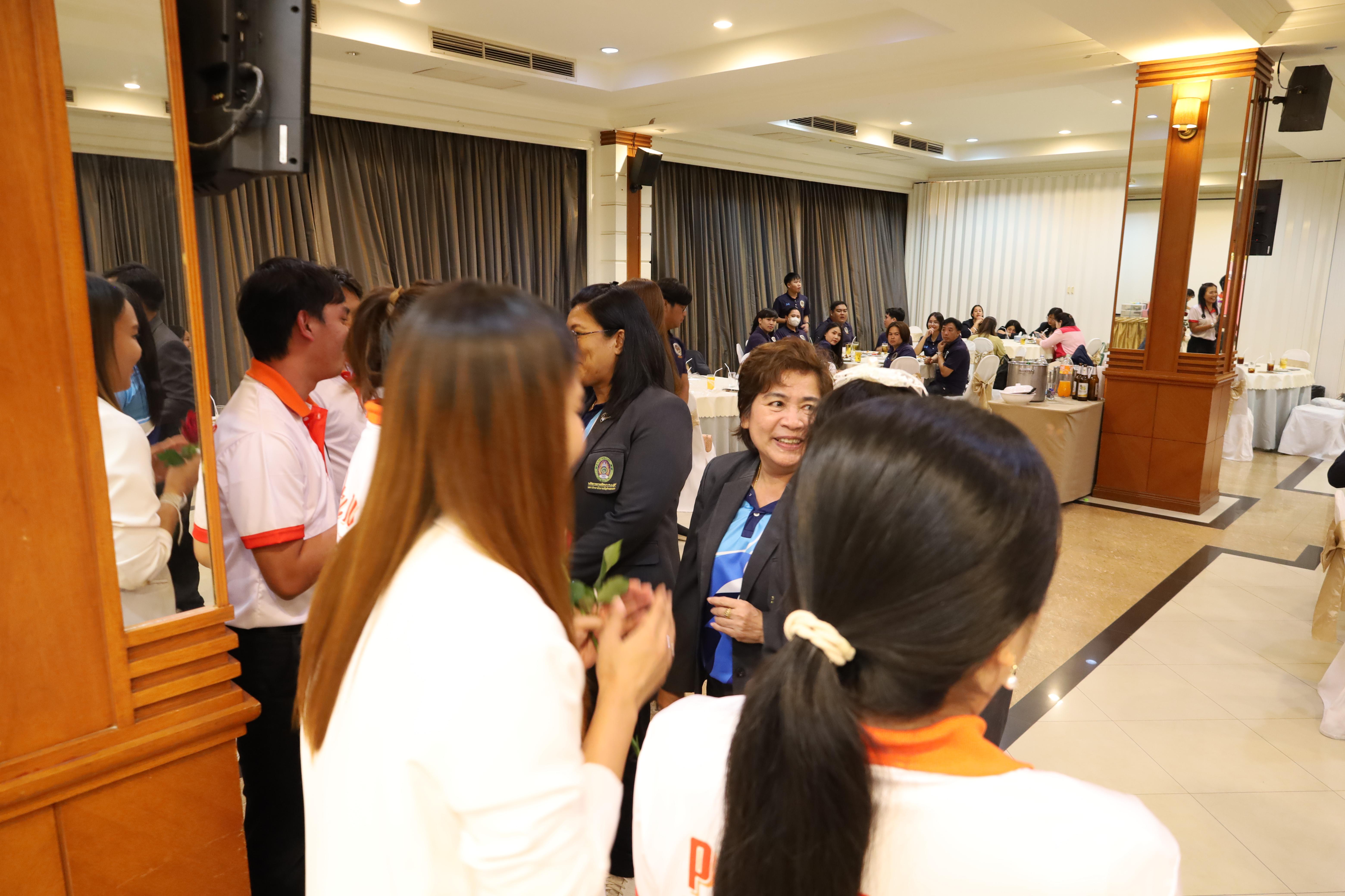 290. กิจกรรมไหว้ครู สู่ขวัญน้อง การบริหารการศึกษา ประจำปีการศึกษา 2568