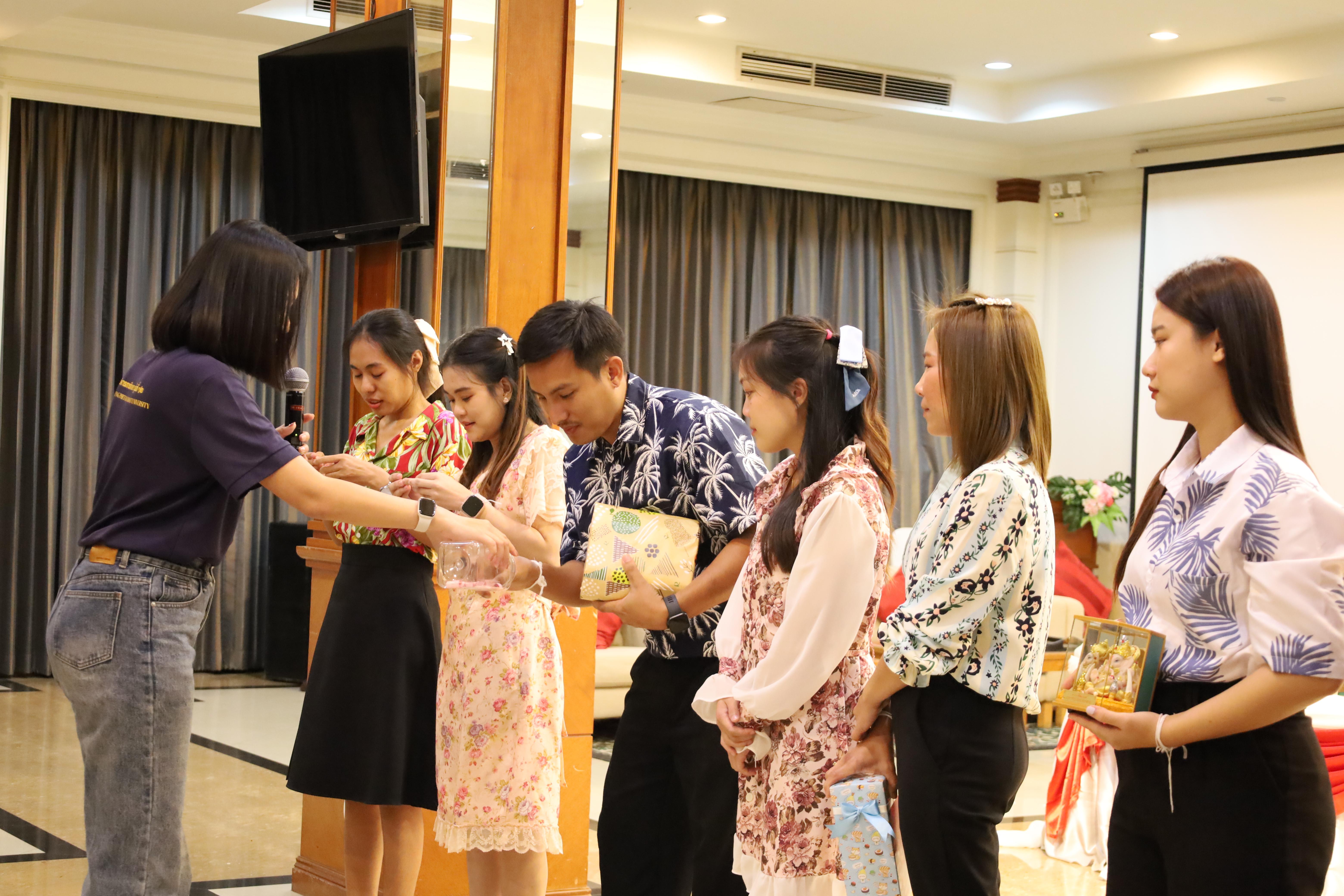 340. กิจกรรมไหว้ครู สู่ขวัญน้อง การบริหารการศึกษา ประจำปีการศึกษา 2568