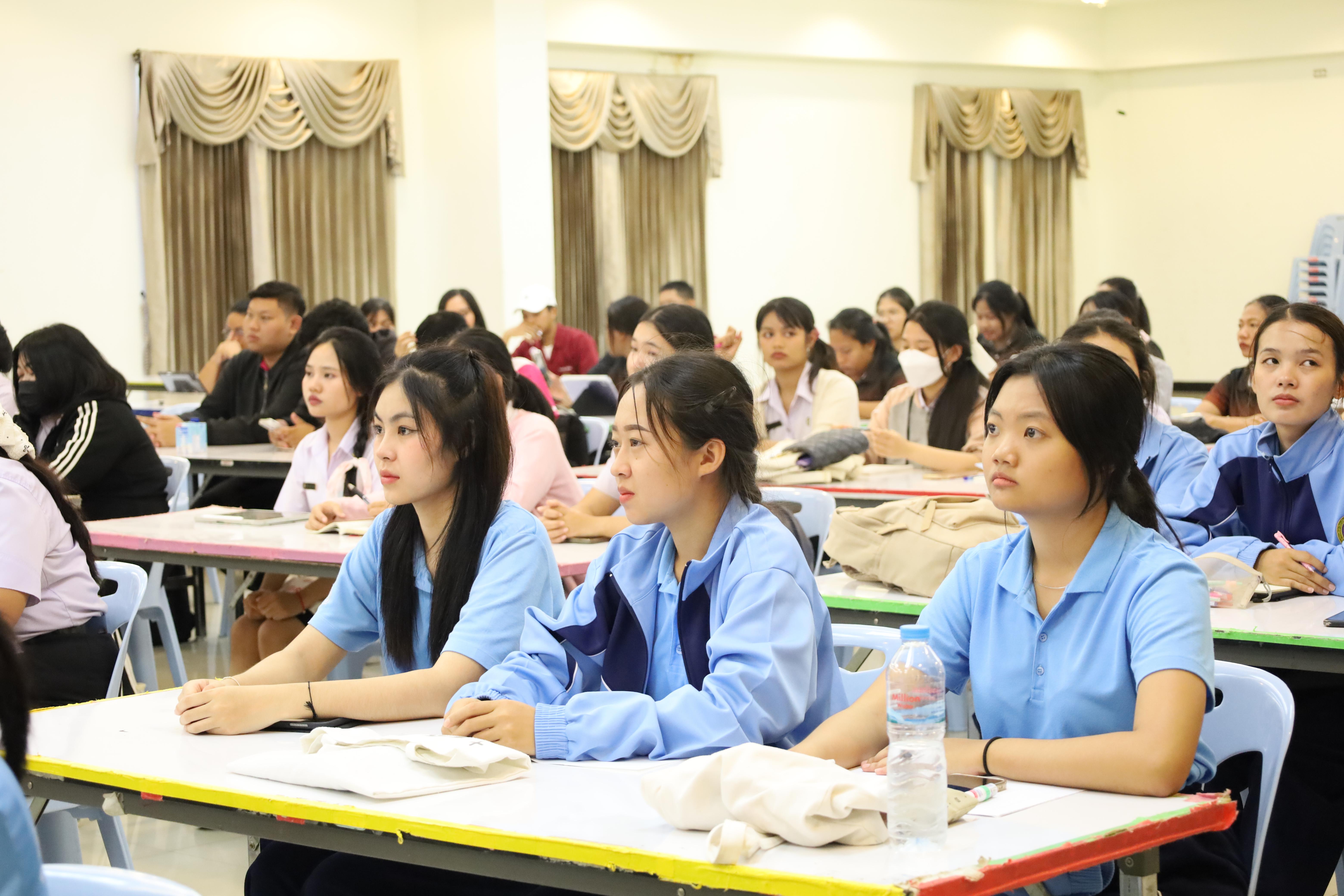 12. กิจกรรมเตรียมความพร้อมก่อนสอบใบประกอบวิชาชีพครู