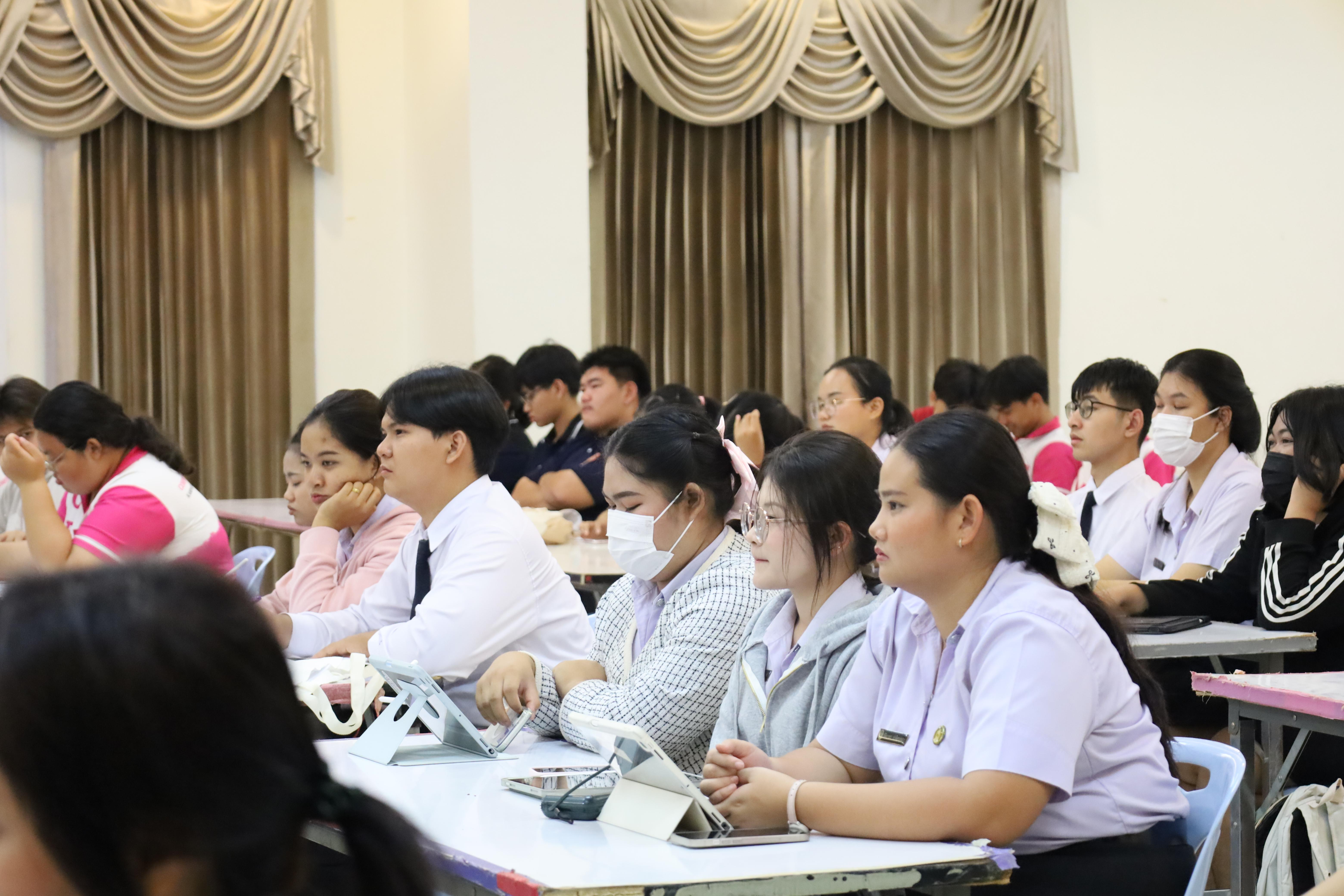14. กิจกรรมเตรียมความพร้อมก่อนสอบใบประกอบวิชาชีพครู