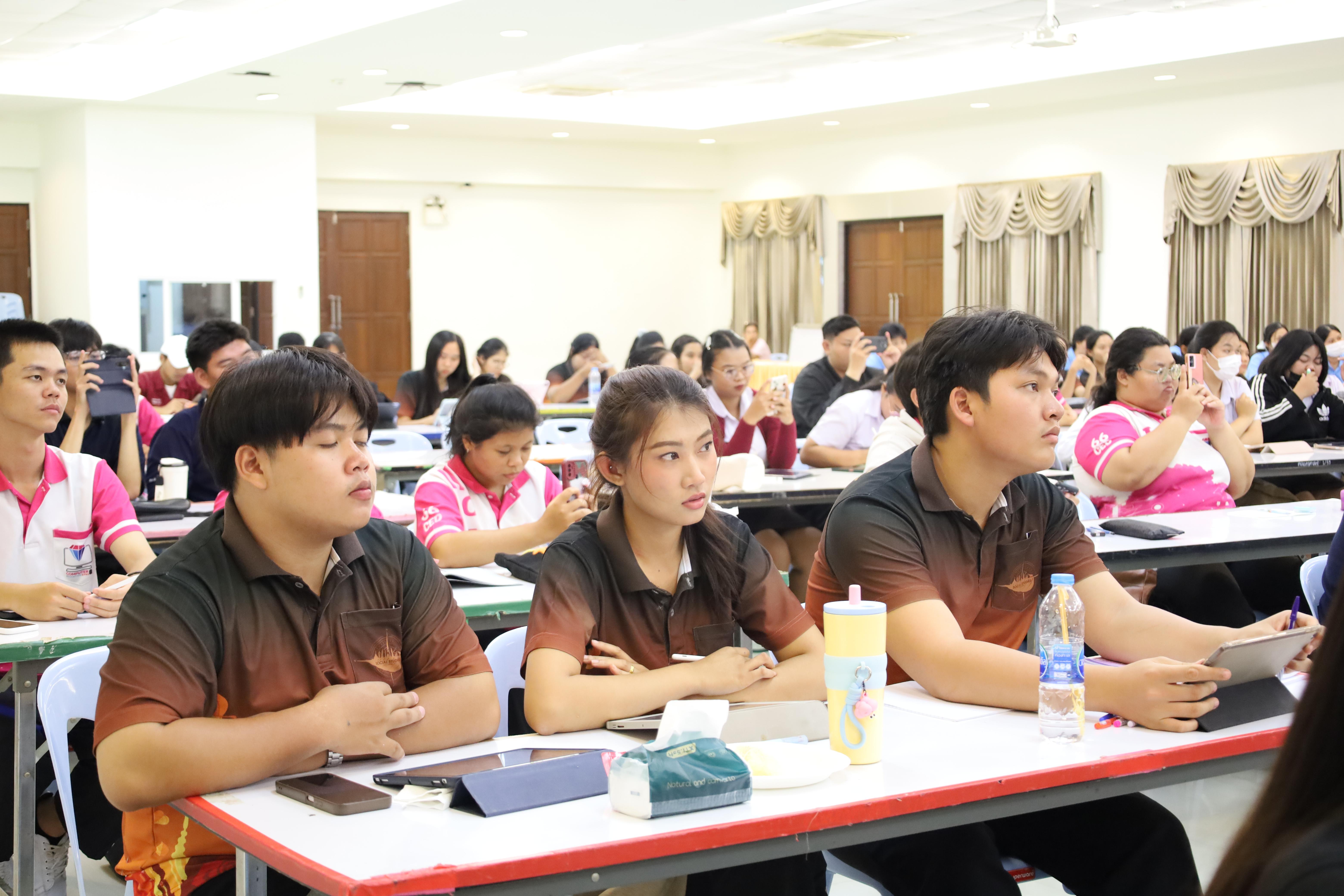 48. กิจกรรมเตรียมความพร้อมก่อนสอบใบประกอบวิชาชีพครู