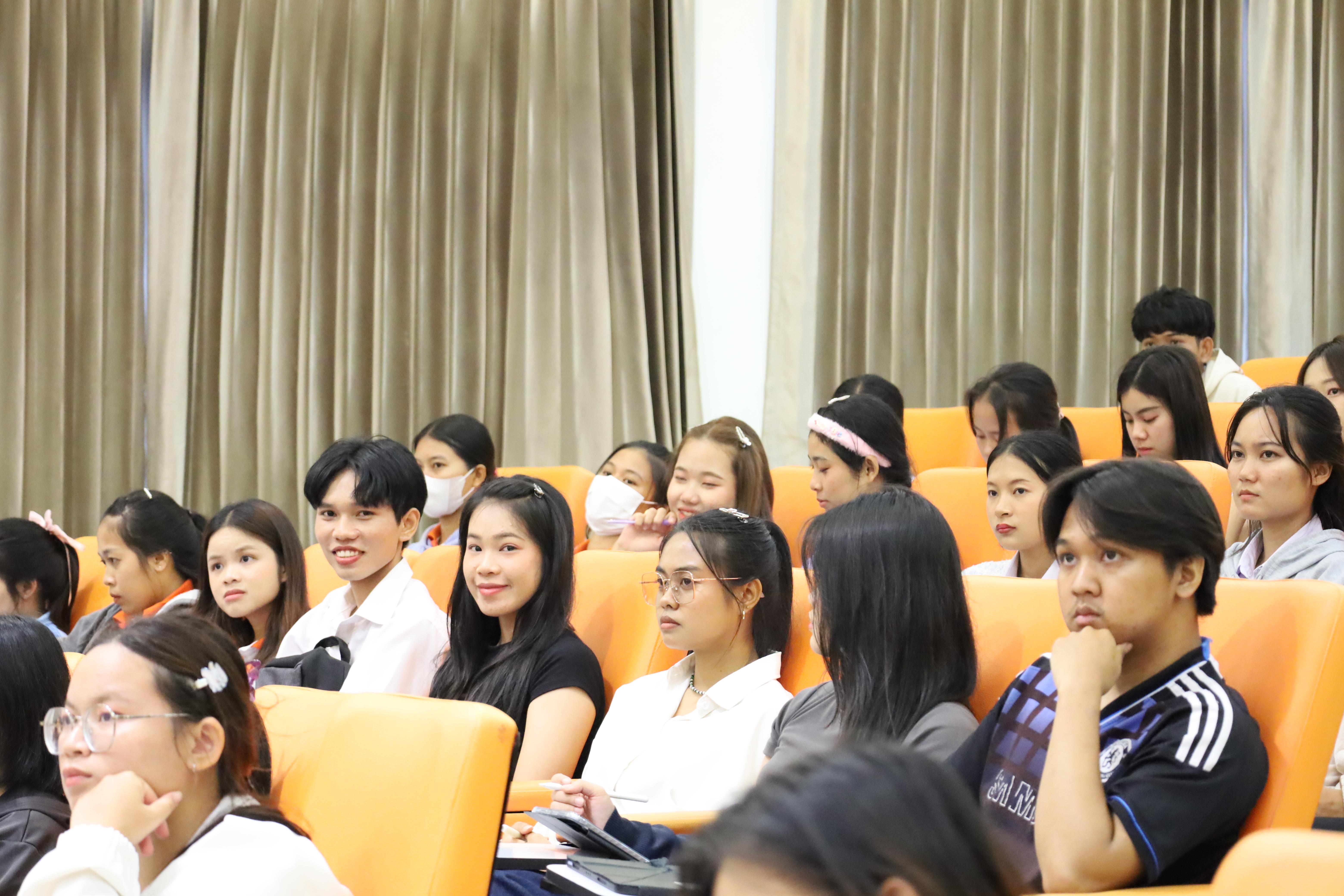 63. กิจกรรมเตรียมความพร้อมก่อนสอบใบประกอบวิชาชีพครู