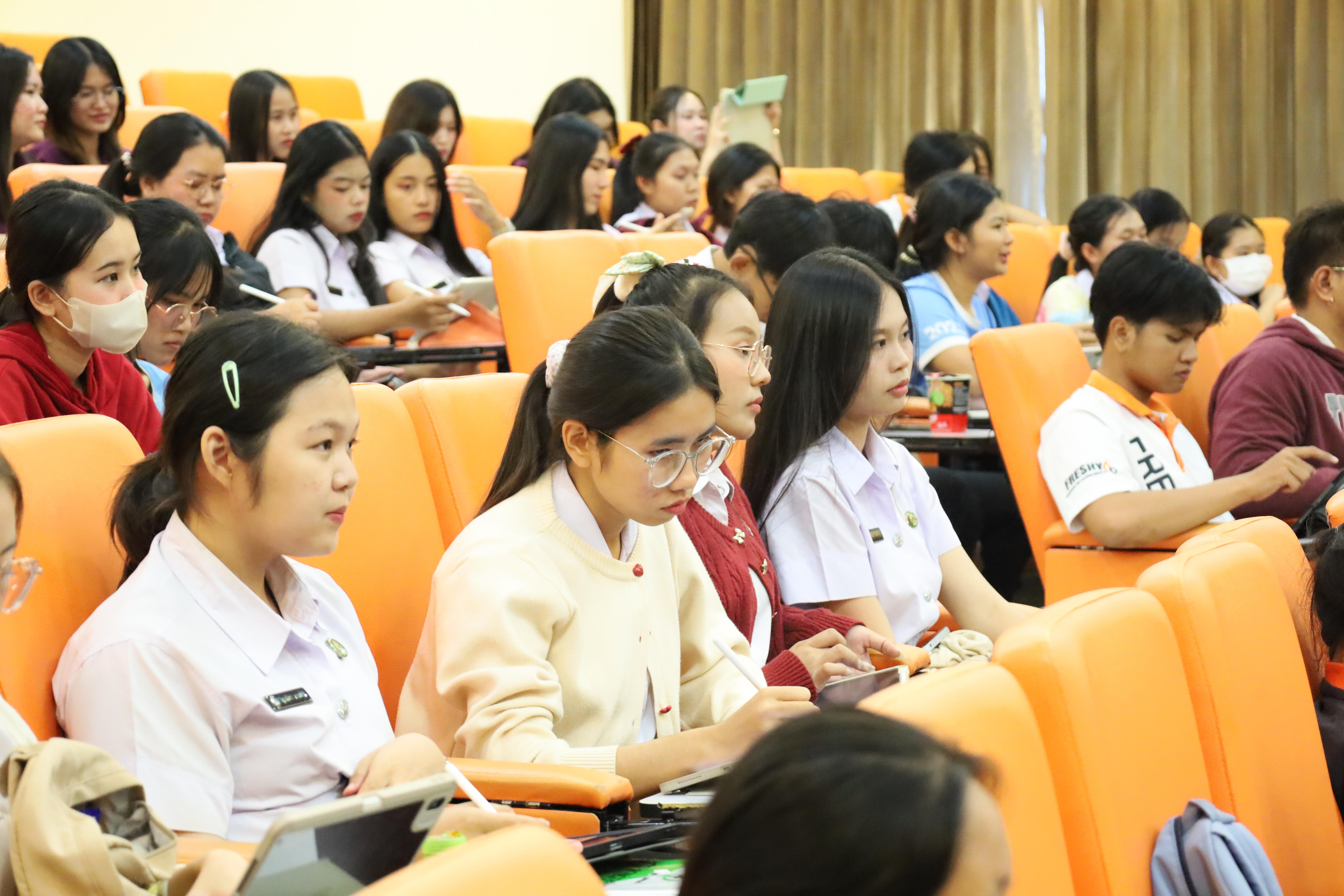 81. กิจกรรมเตรียมความพร้อมก่อนสอบใบประกอบวิชาชีพครู