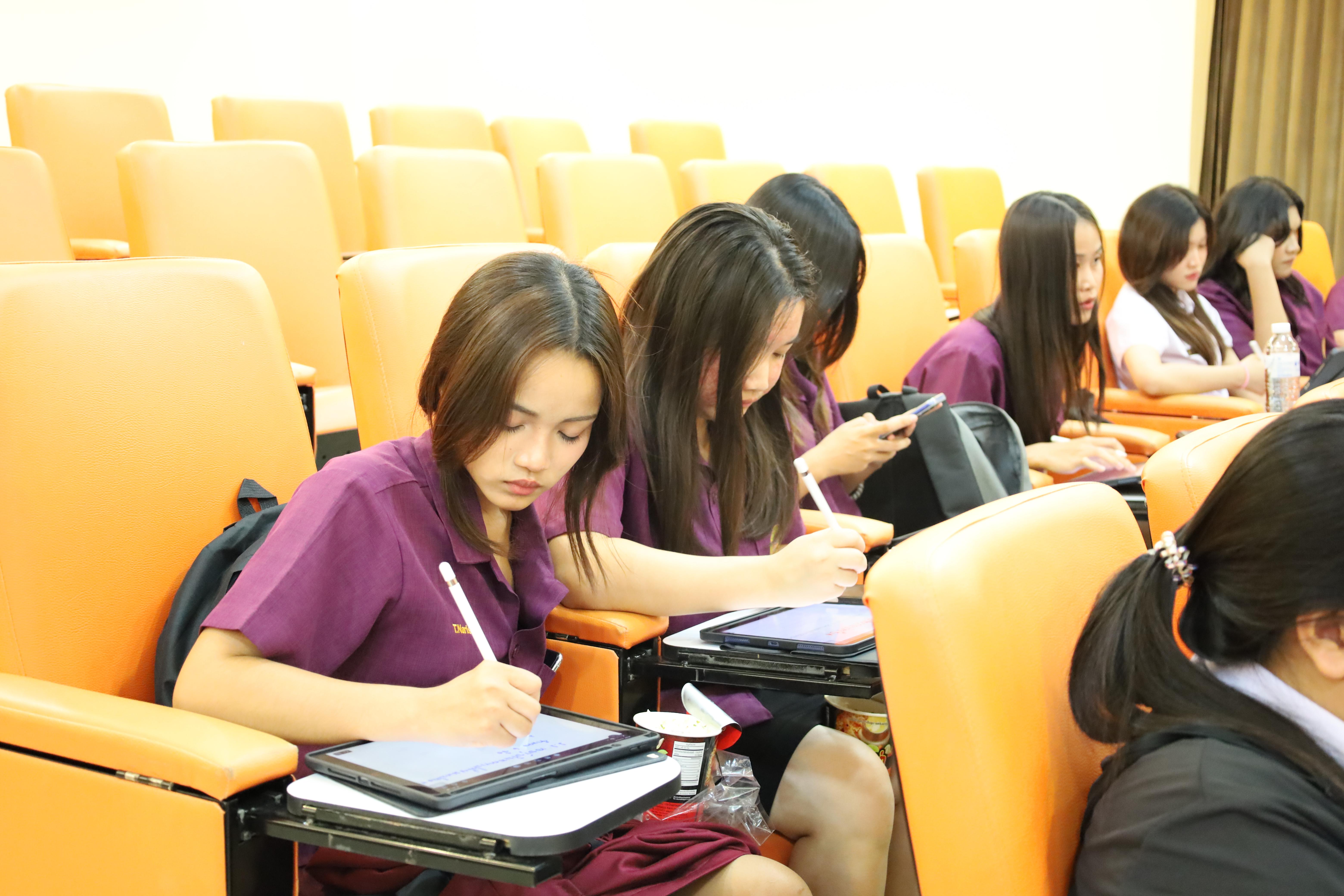 92. กิจกรรมเตรียมความพร้อมก่อนสอบใบประกอบวิชาชีพครู