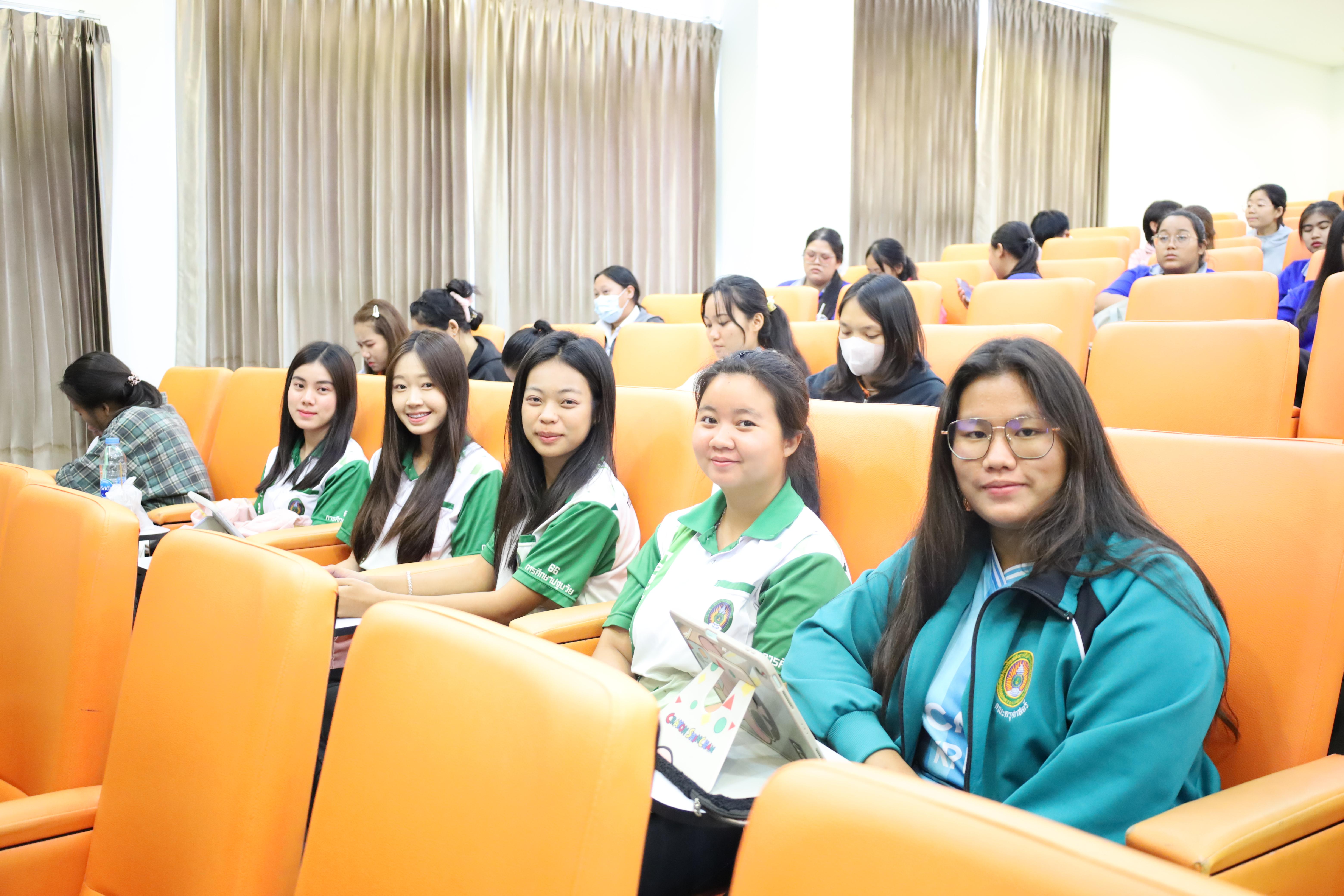 9. กิจกรรมเตรียมความพร้อมก่อนสอบใบประกอบวิชาชีพครู