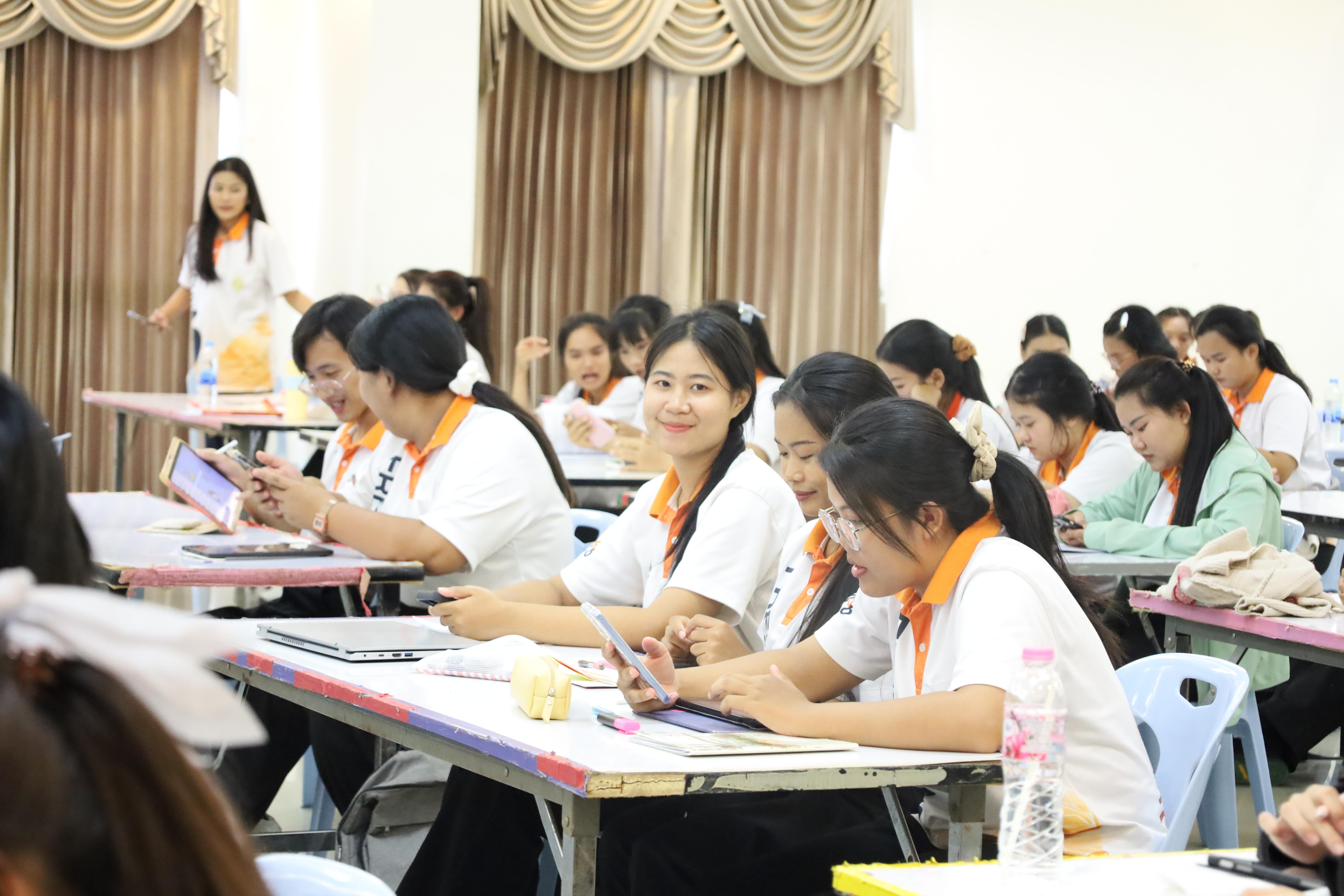 31. กิจกรรมเตรียมความพร้อมก่อนสอบใบประกอบวิชาชีพครู