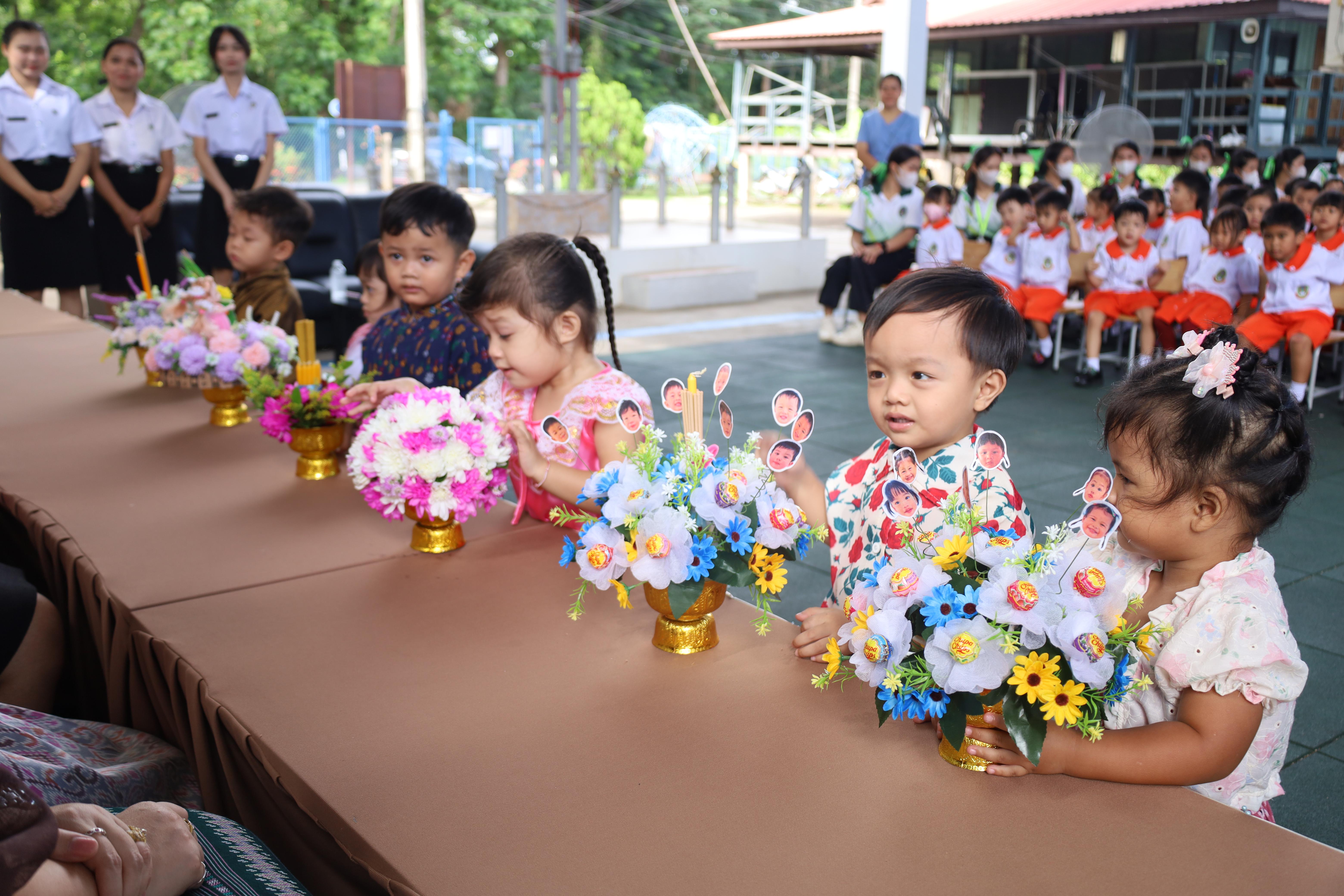 135. กิจกรรมไหว้ครูโรงเรียนอนุบาลราชภัฏกำแพงเพชร ประจำปีงบประมาณ2568