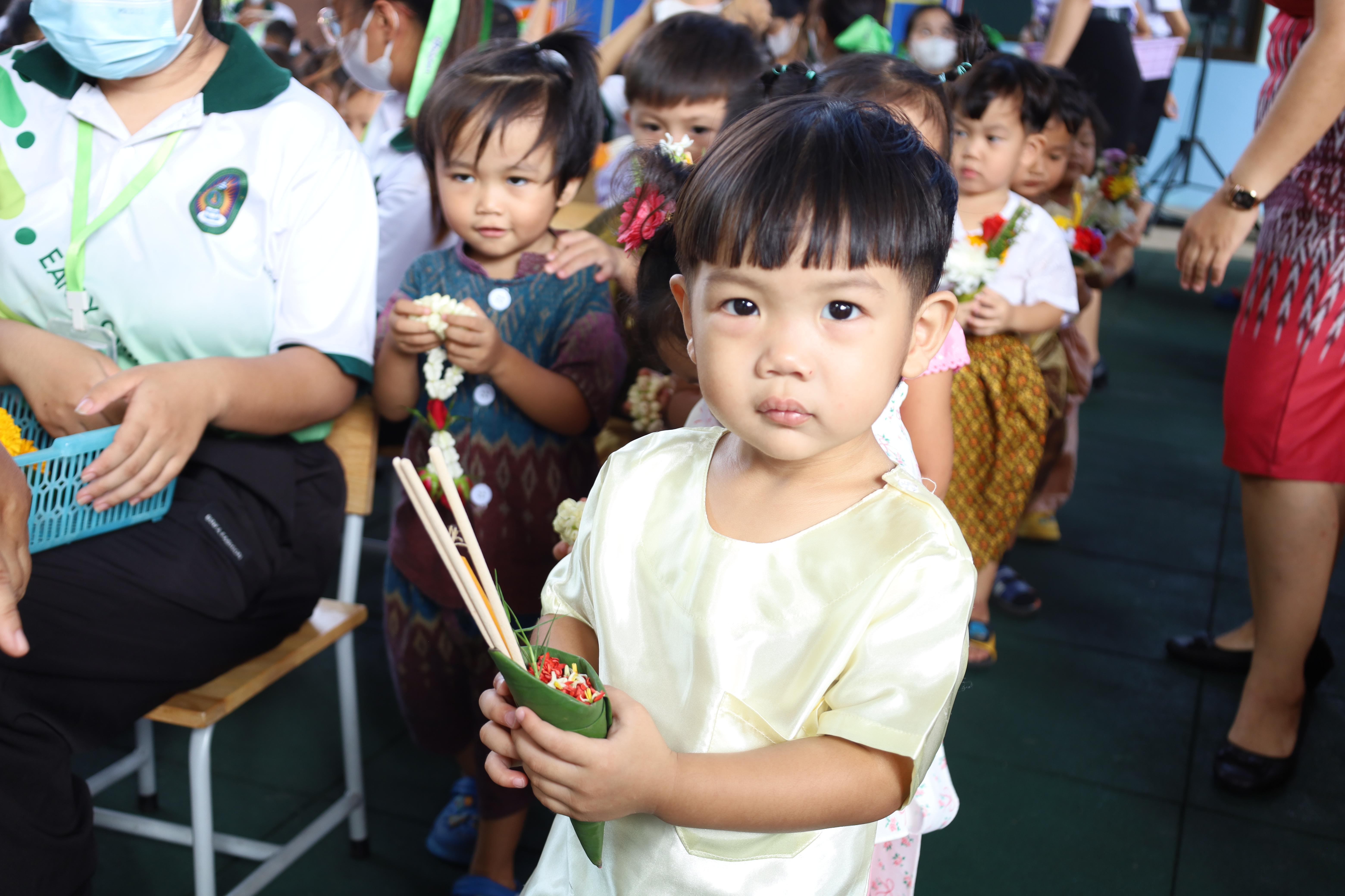 208. กิจกรรมไหว้ครูโรงเรียนอนุบาลราชภัฏกำแพงเพชร ประจำปีงบประมาณ2568