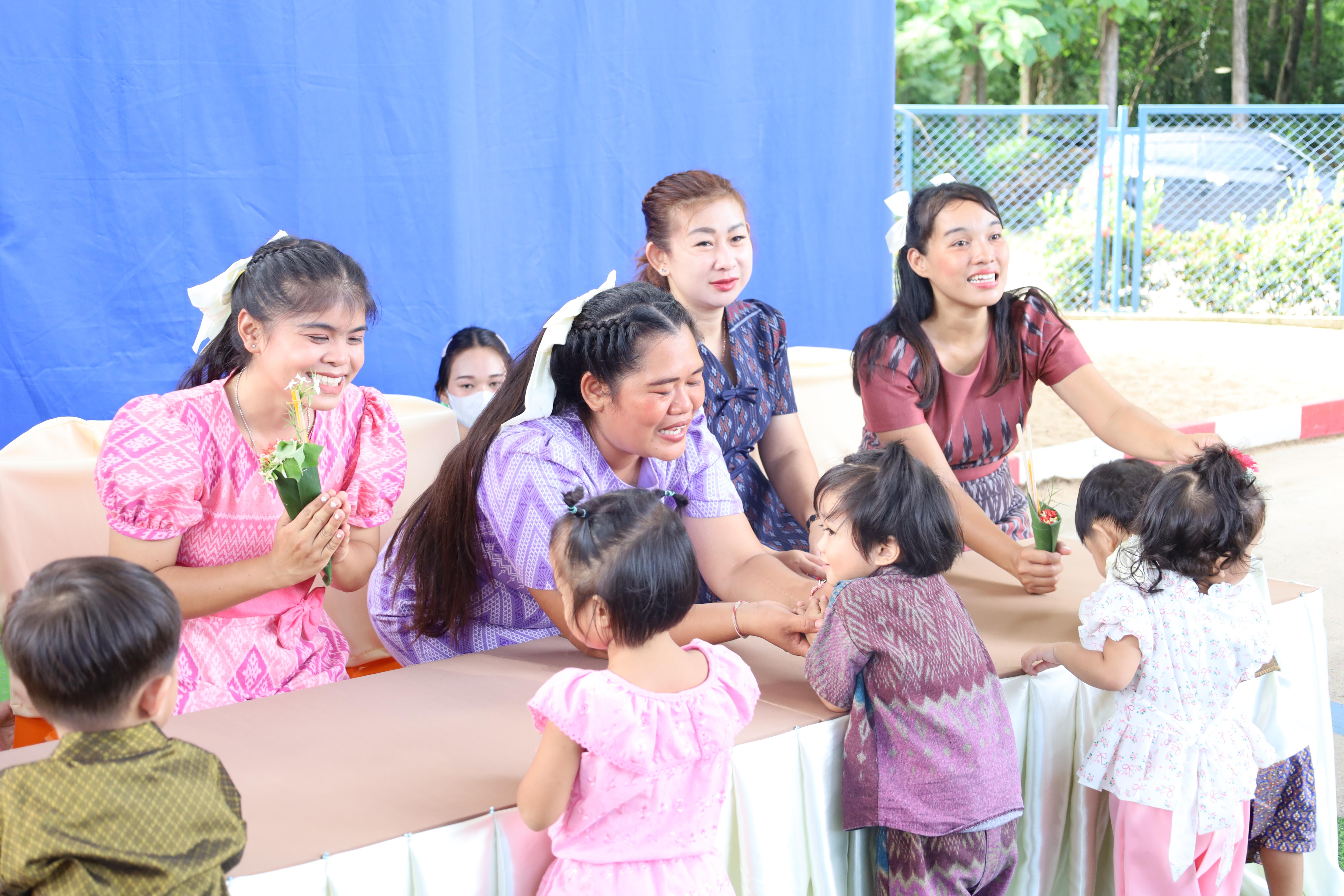 215. กิจกรรมไหว้ครูโรงเรียนอนุบาลราชภัฏกำแพงเพชร ประจำปีงบประมาณ2568