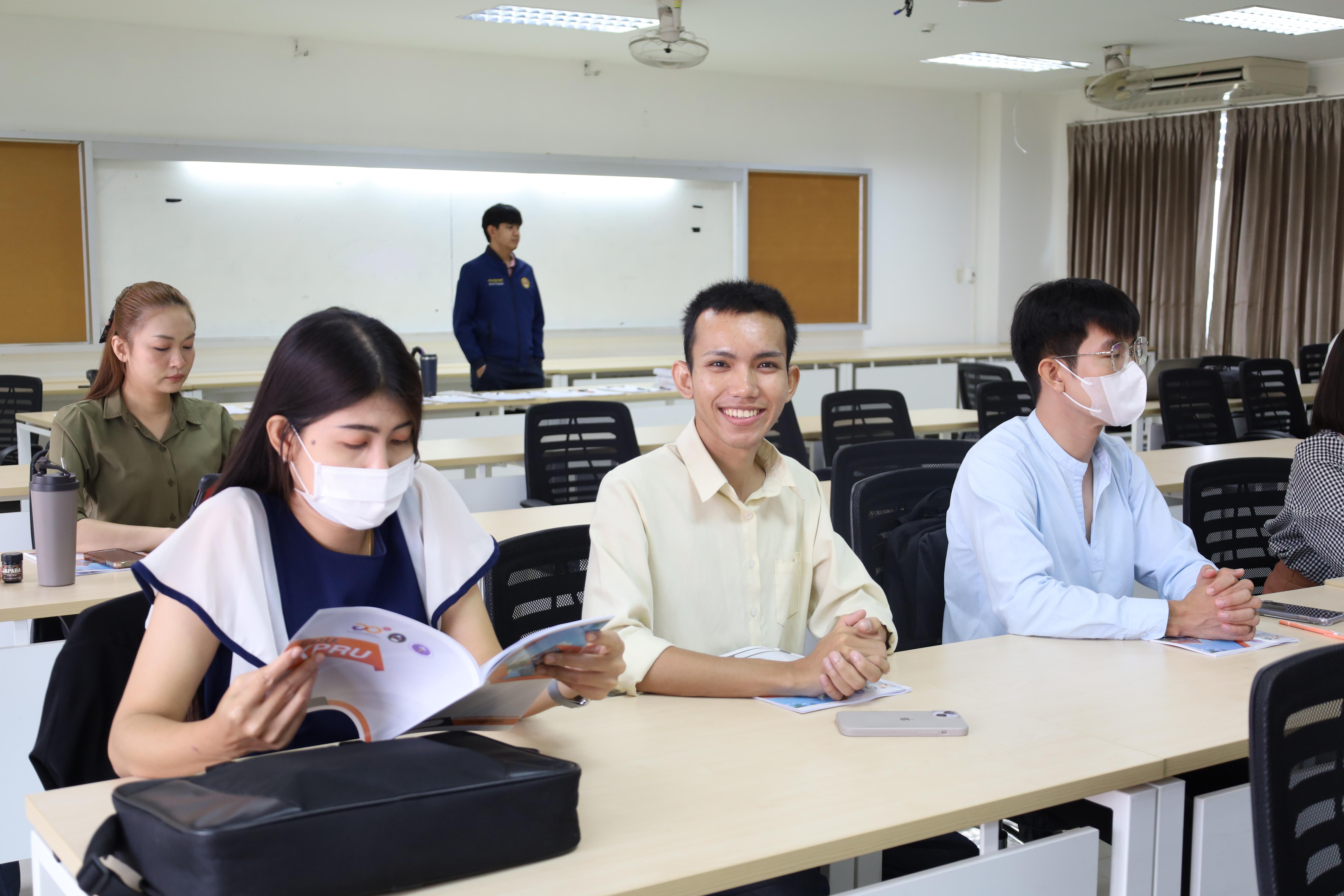 21. อบรมหลักสูตรการพัฒนาสมรรถนะครูภาษาอังกฤษด้วย Generative AI