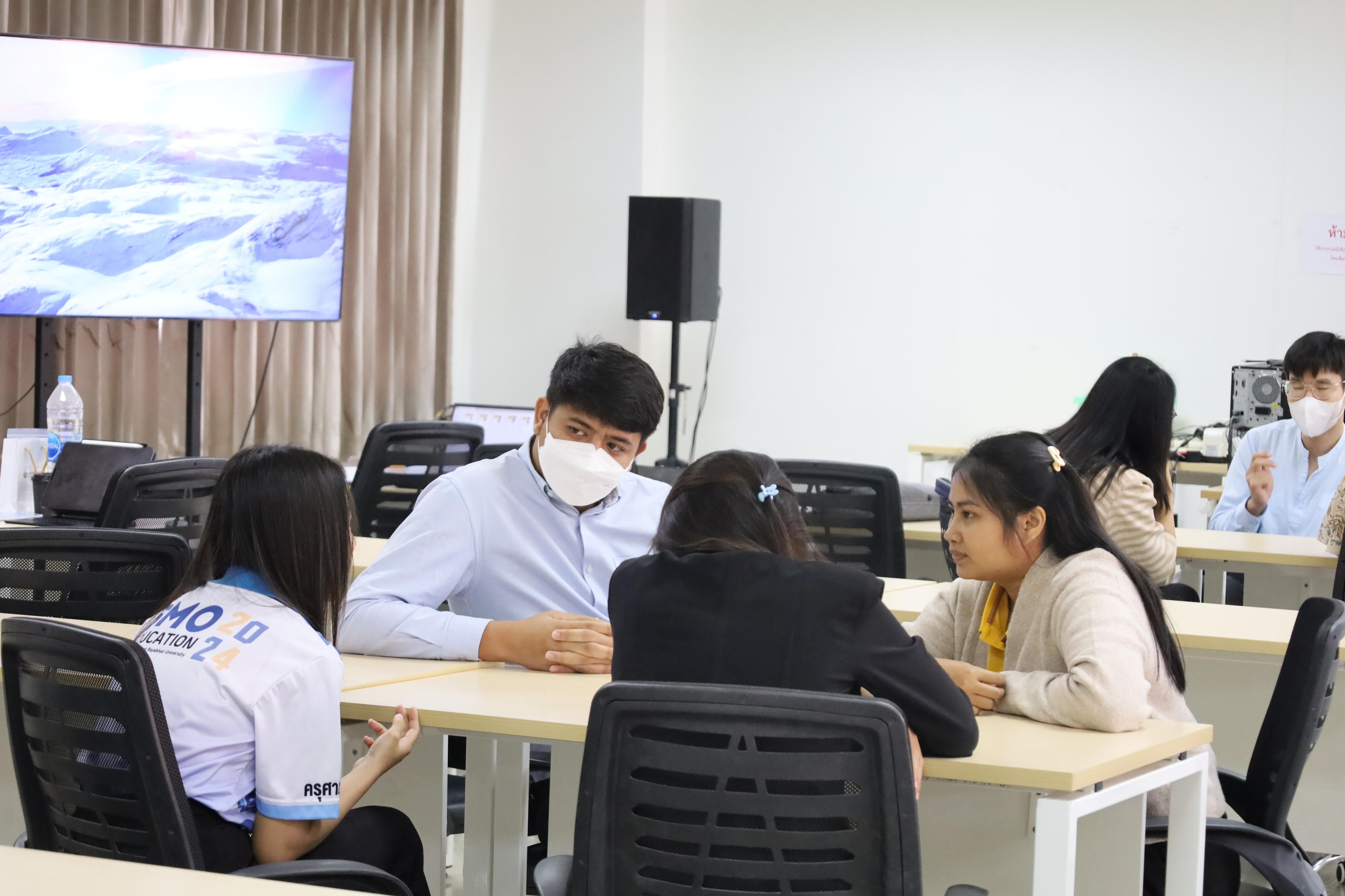 65. อบรมหลักสูตรการพัฒนาสมรรถนะครูภาษาอังกฤษด้วย Generative AI