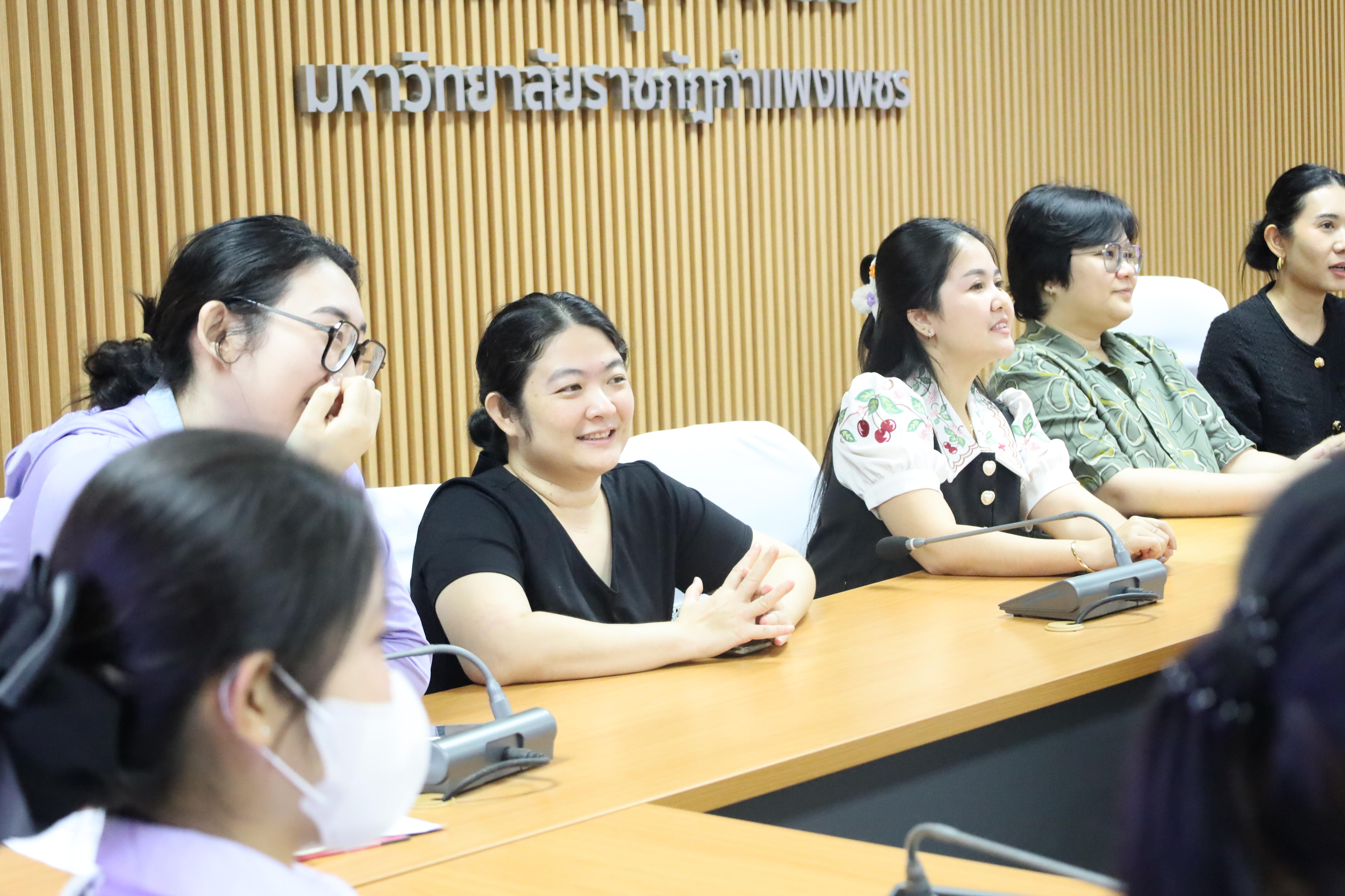 28. กิจกรรมเตรียมความพร้อมสู่รั้วมหาวิทยาลัยสำหรับนักศึกษาภาษาจีน
