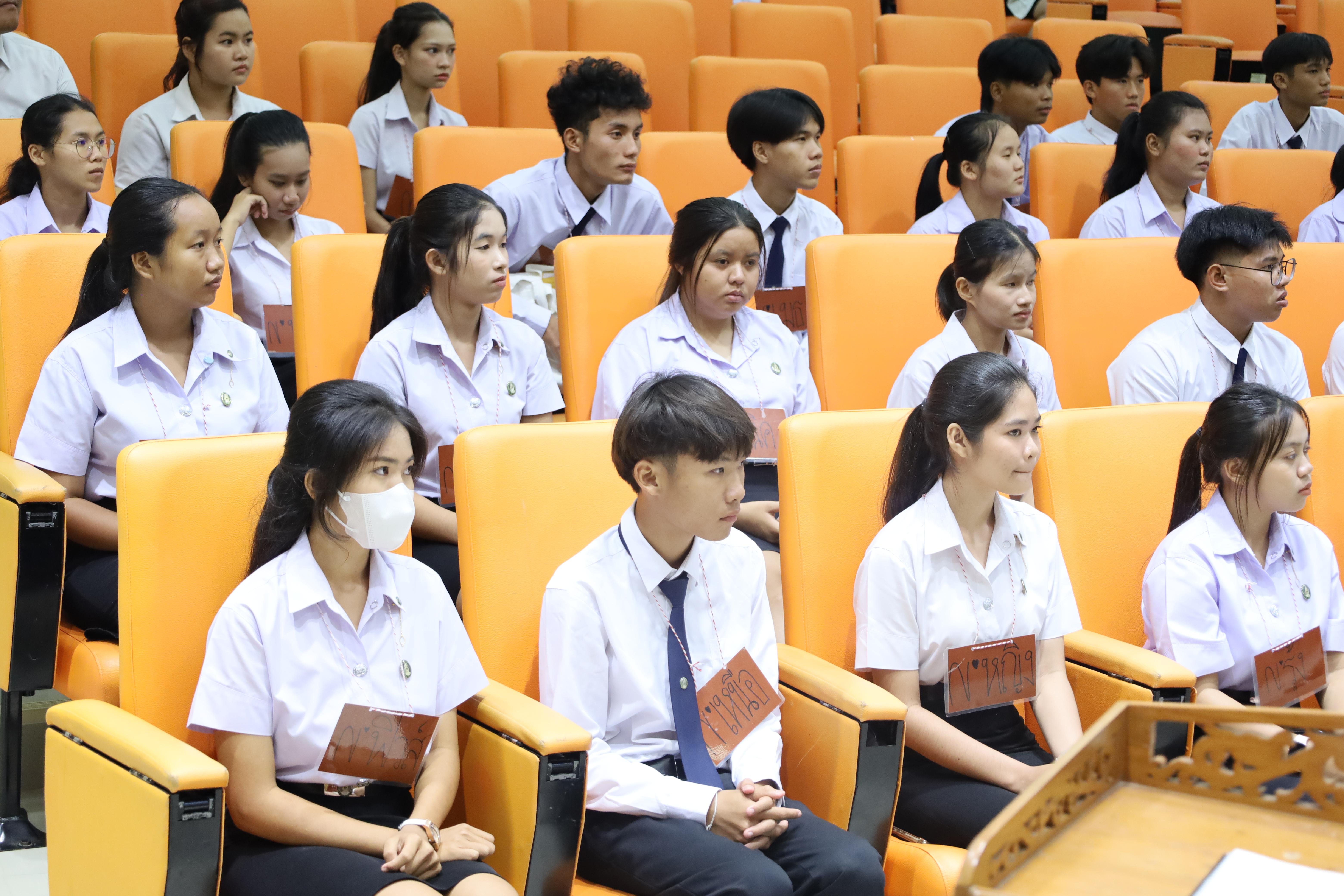 9. กิจกรรมปฐมนิเทศเตรียมความพร้อม นักศึกษาโปรแกรมวิชาสังคมศึกษา ปีการศึกษา2568 และแนะนำหลักสูตร