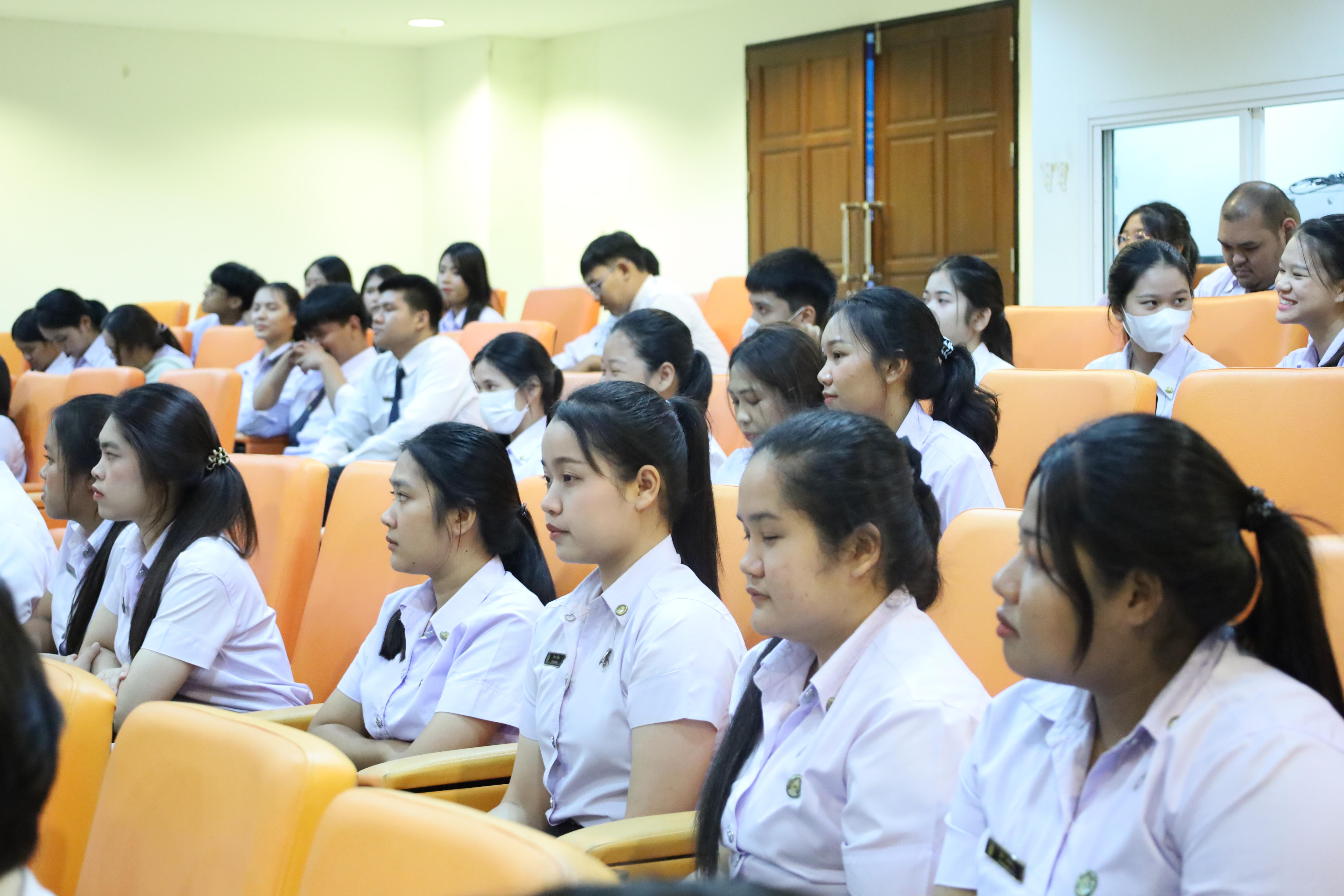 33. กิจกรรมปฐมนิเทศเตรียมความพร้อม นักศึกษาโปรแกรมวิชาสังคมศึกษา ปีการศึกษา2568 และแนะนำหลักสูตร