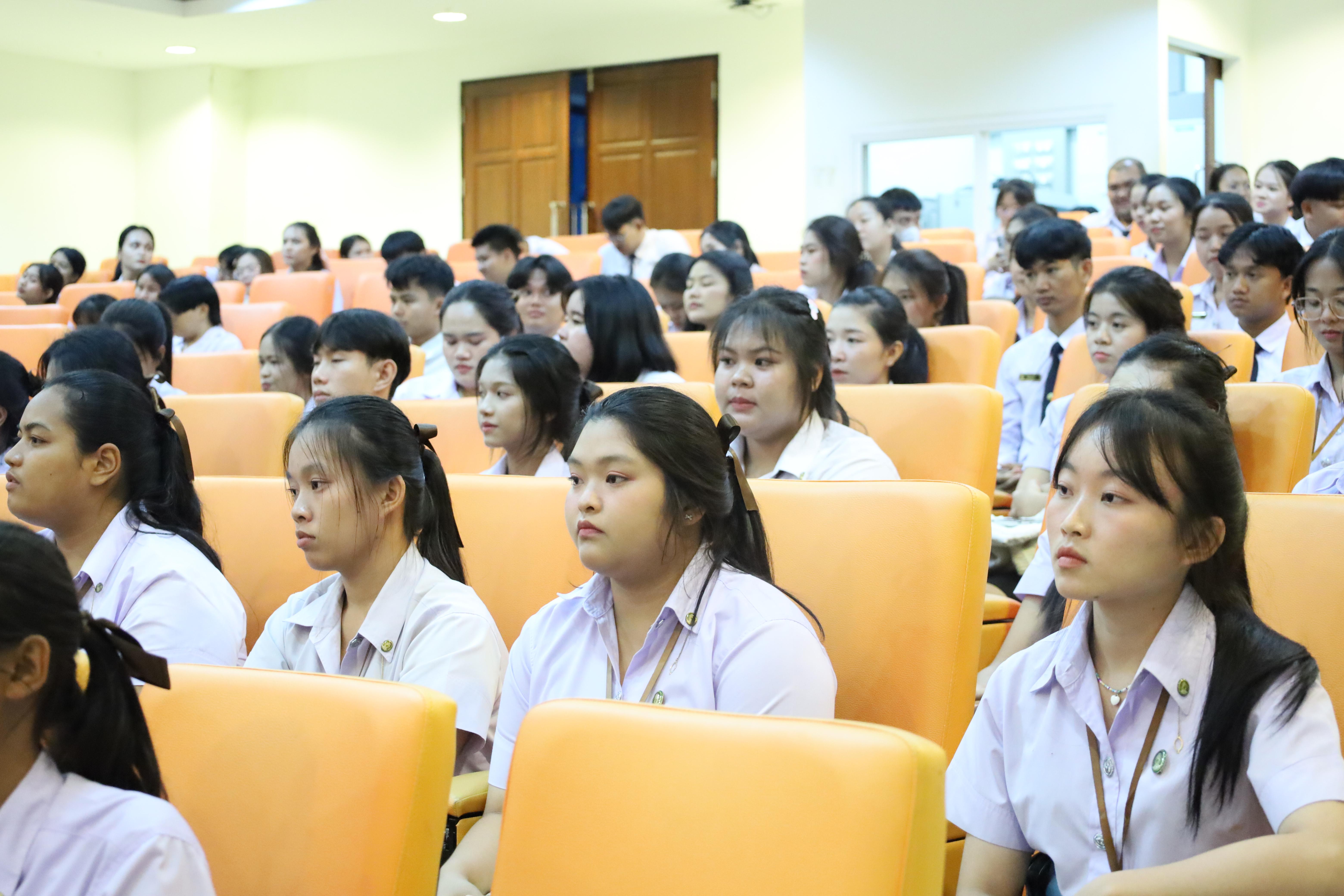 42. กิจกรรมปฐมนิเทศเตรียมความพร้อม นักศึกษาโปรแกรมวิชาสังคมศึกษา ปีการศึกษา2568 และแนะนำหลักสูตร