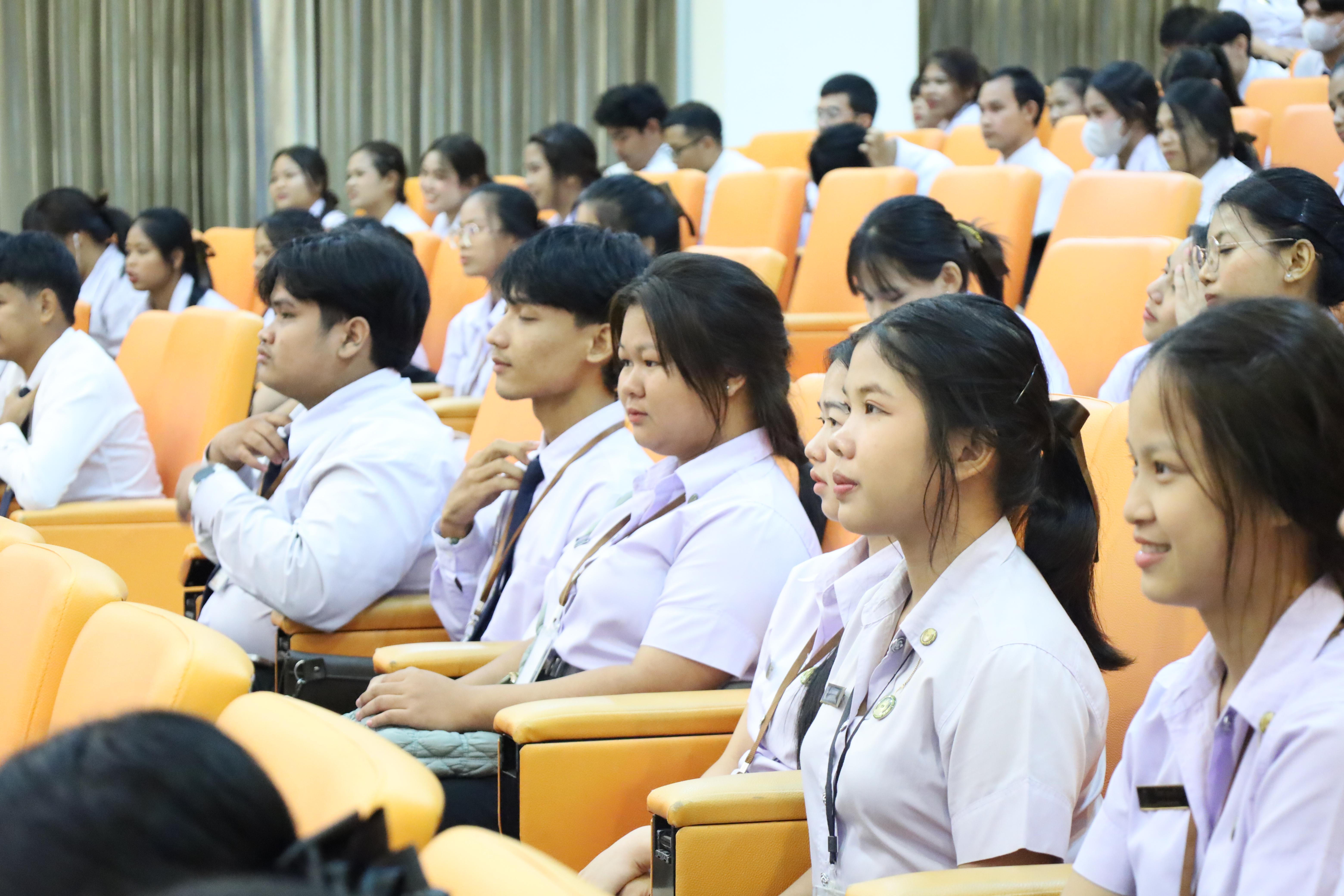 52. กิจกรรมปฐมนิเทศเตรียมความพร้อม นักศึกษาโปรแกรมวิชาสังคมศึกษา ปีการศึกษา2568 และแนะนำหลักสูตร