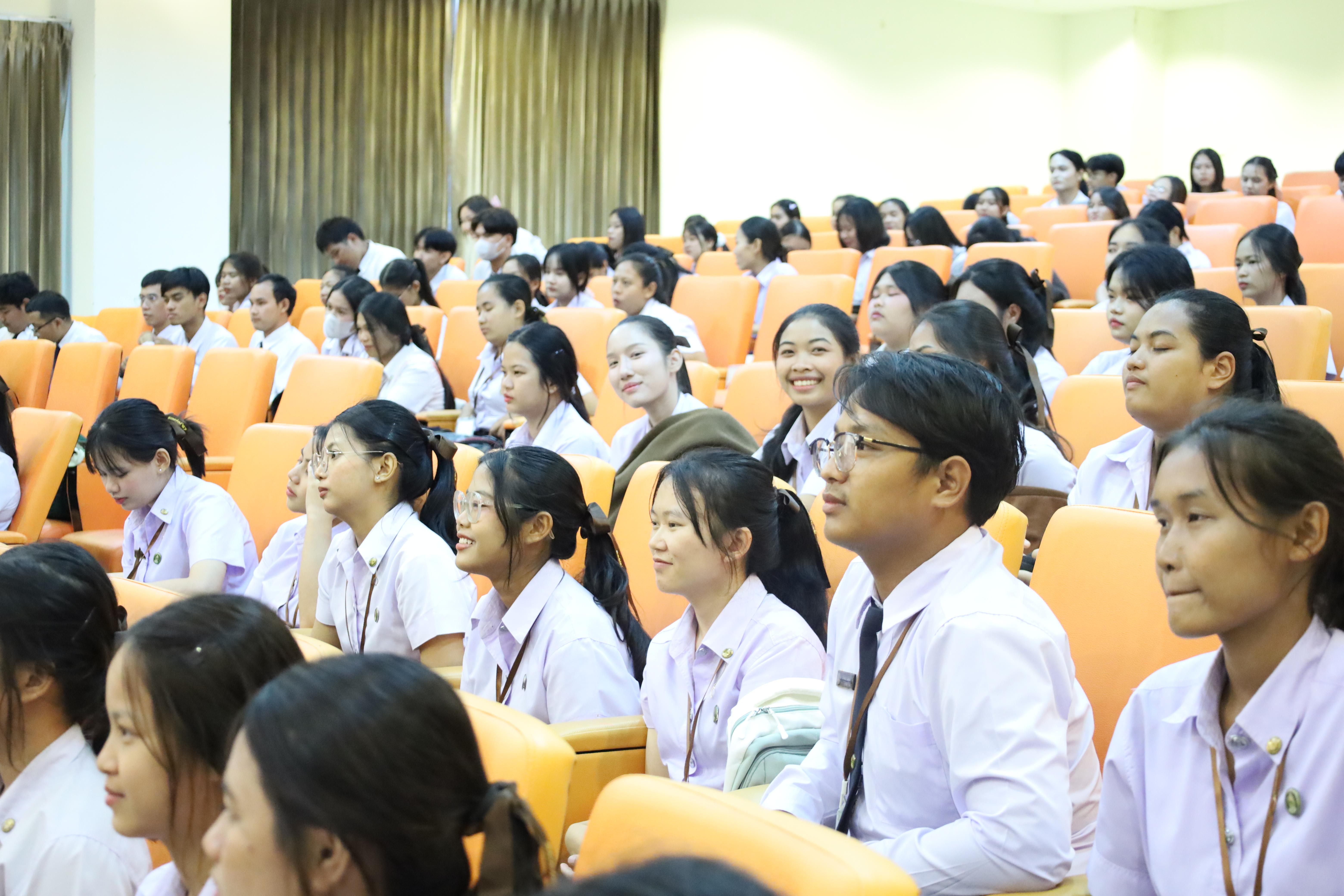 53. กิจกรรมปฐมนิเทศเตรียมความพร้อม นักศึกษาโปรแกรมวิชาสังคมศึกษา ปีการศึกษา2568 และแนะนำหลักสูตร