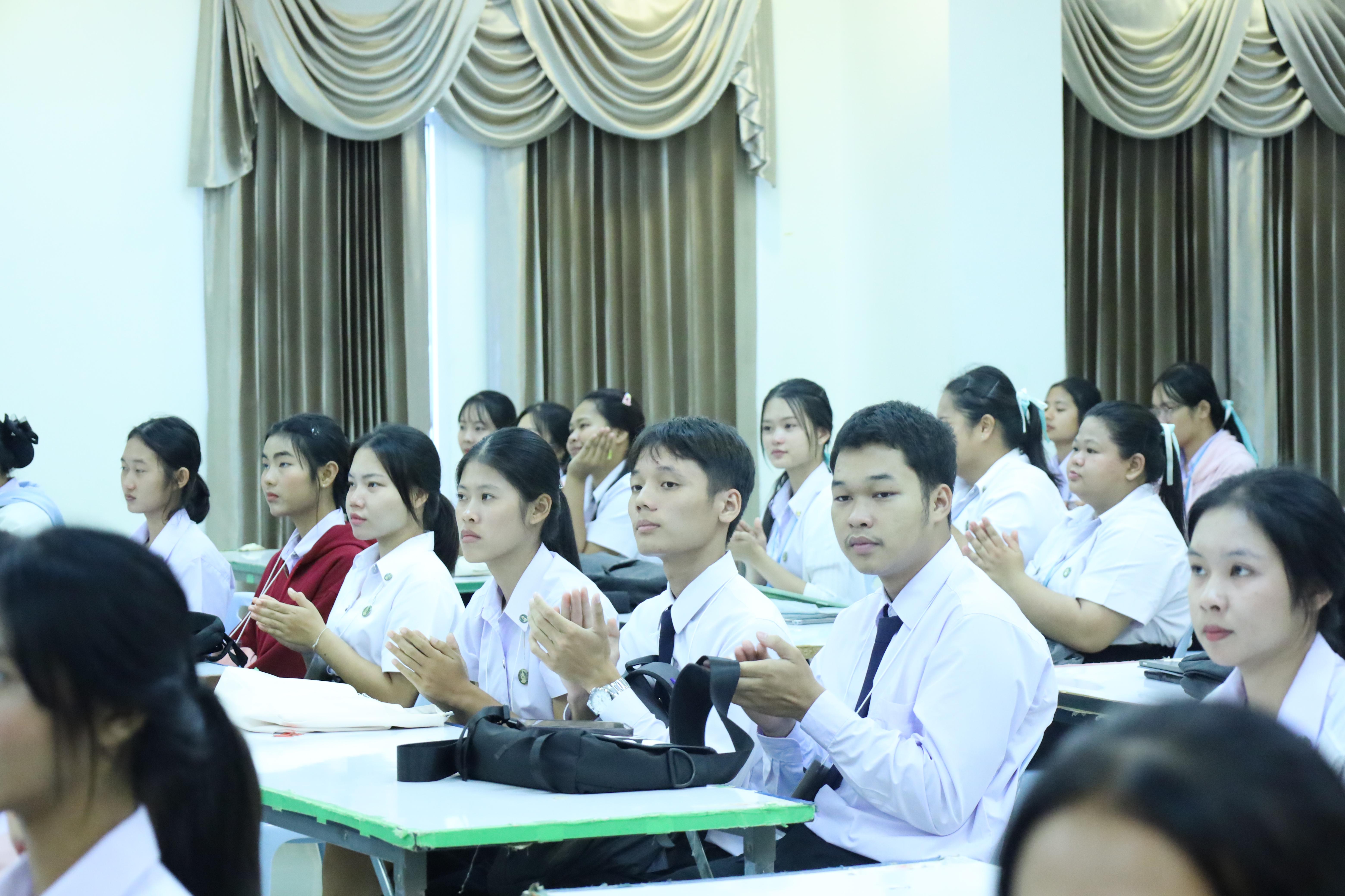 15. กิจกรรมปฐมนิเทศนักศึกษาโปรแกรมวิชาการประถมศึกษา ประจำปีการศึกษา 2568