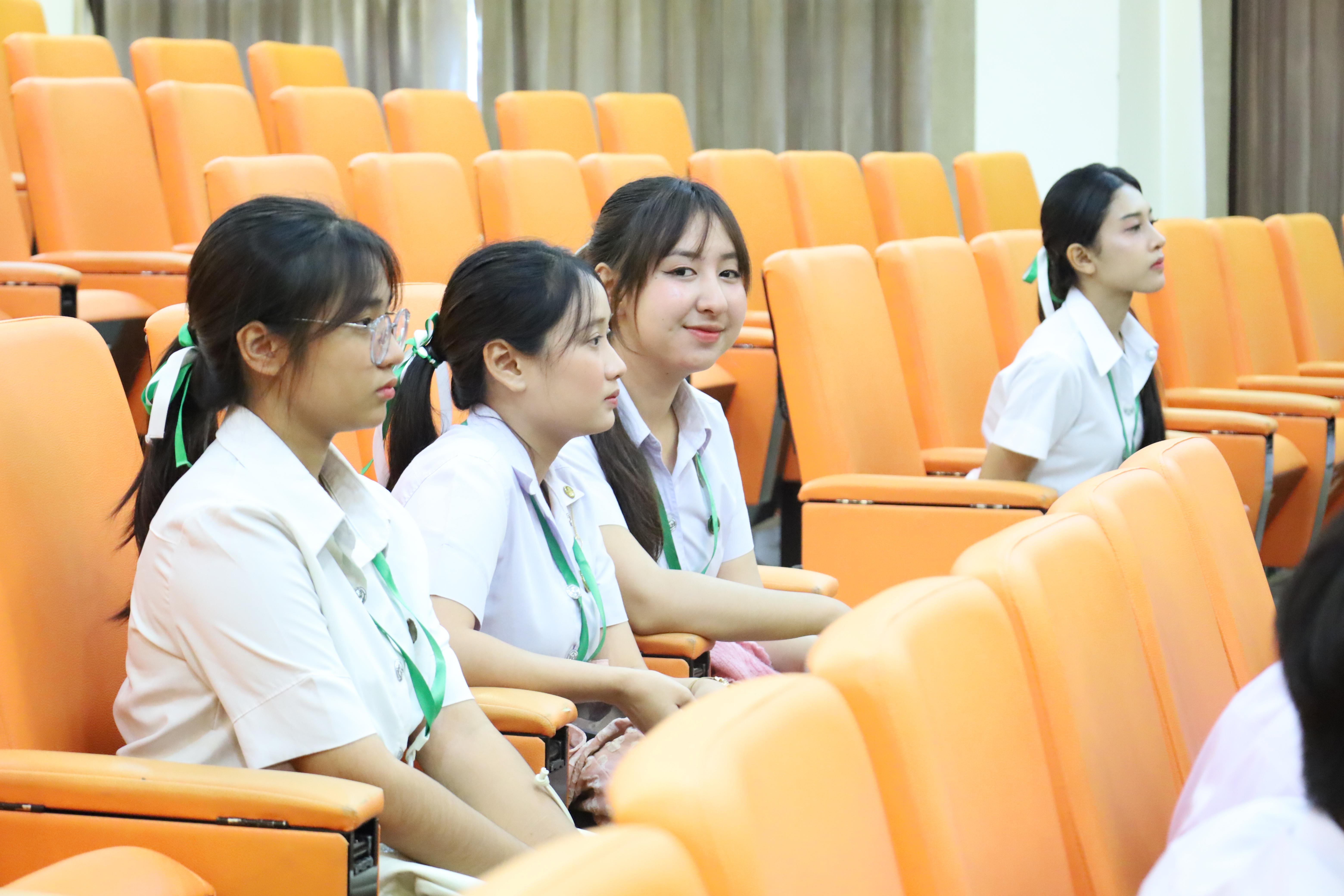 27. โครงการเตรียมความพร้อมนักศึกษาใหม่โปรแกรมวิชาภาษาไทย ปีการศึกษา2568