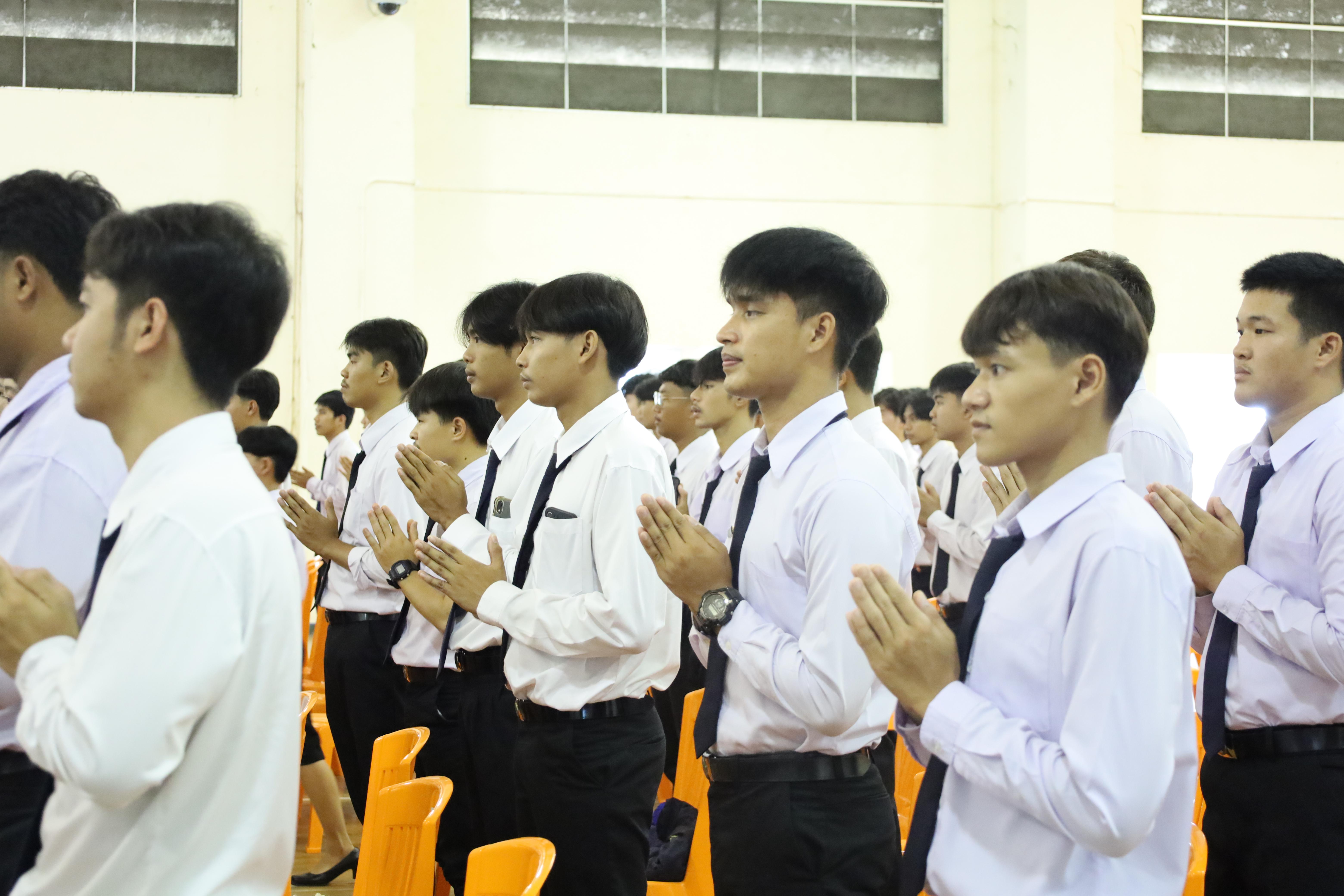 23. พิธีไหว้ครูโปรแกรมวิชาพลศึกษา