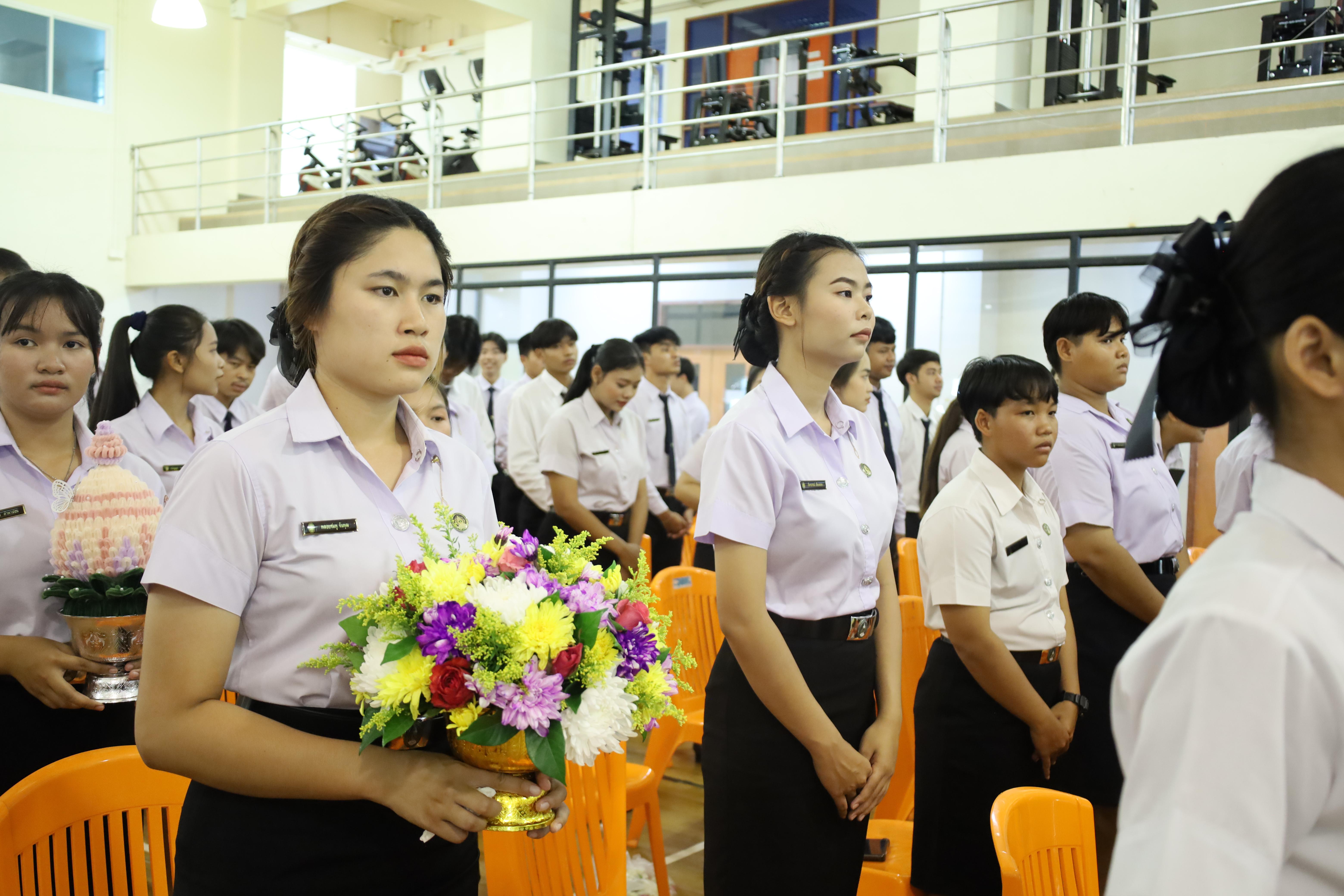 33. พิธีไหว้ครูโปรแกรมวิชาพลศึกษา