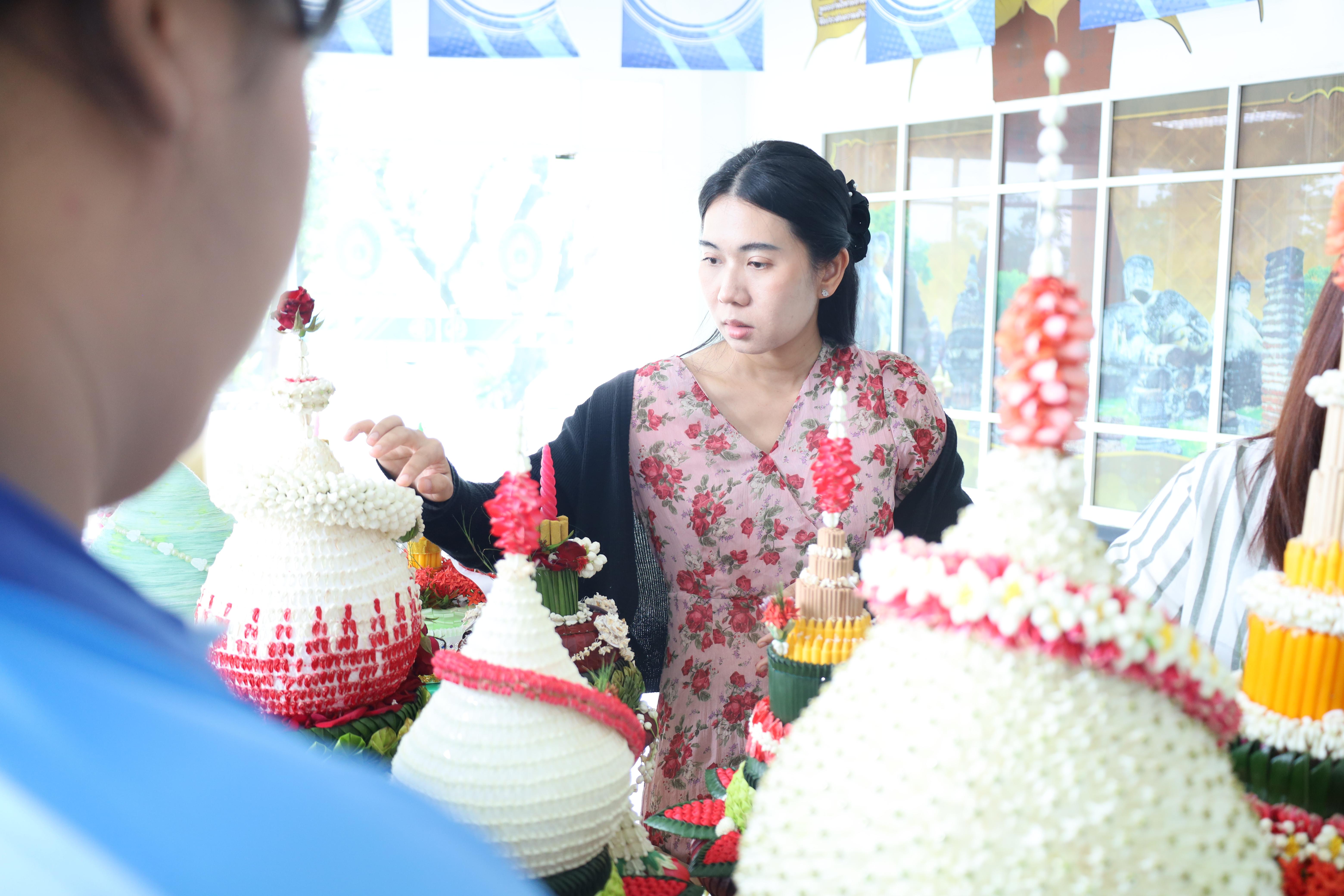 5. การประกวดพานไหว้ครูคณะครุศาสตร์