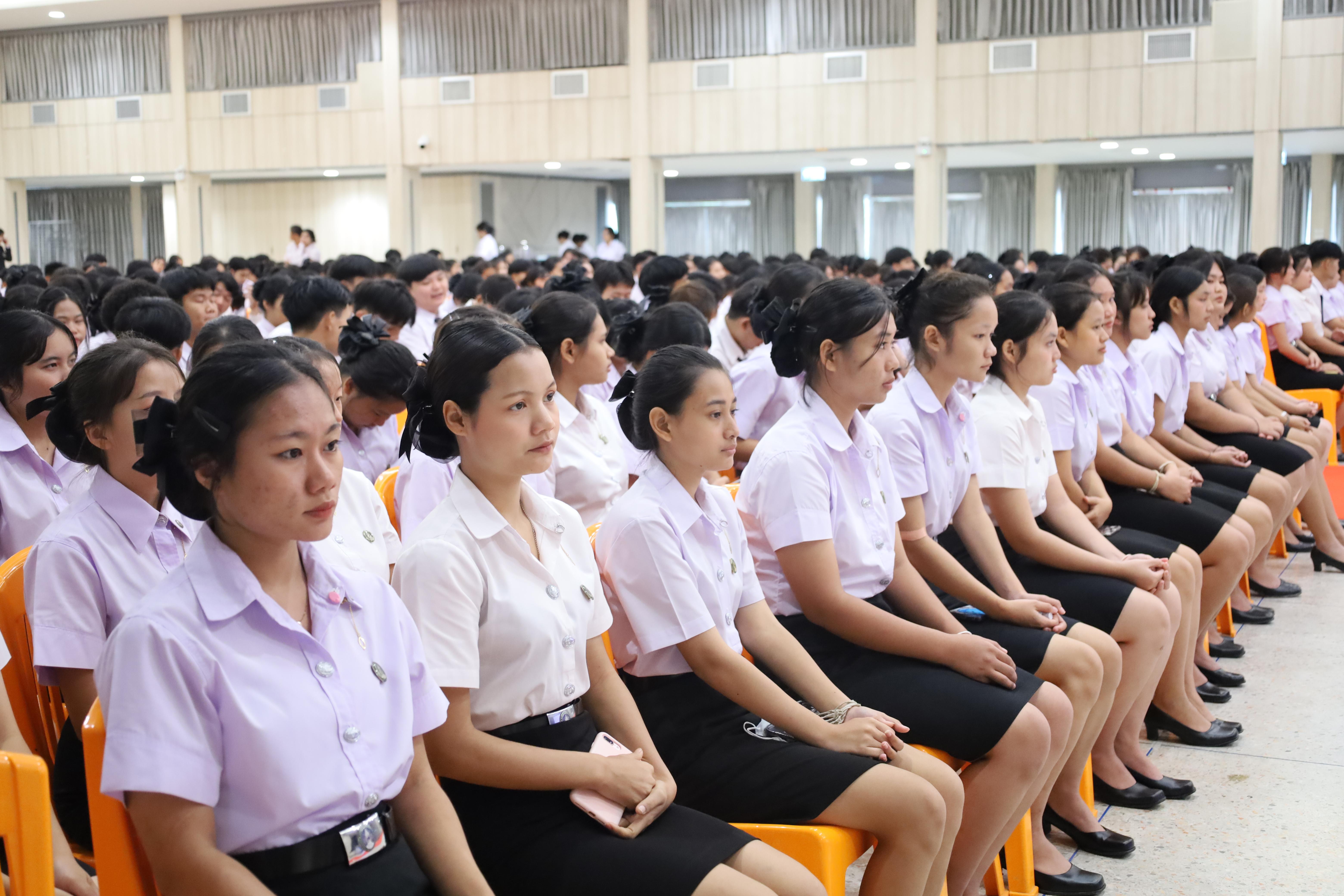 8. กิจกรรมปฐมนิเทศนักศึกษาใหม่คณะครุศาสตร์